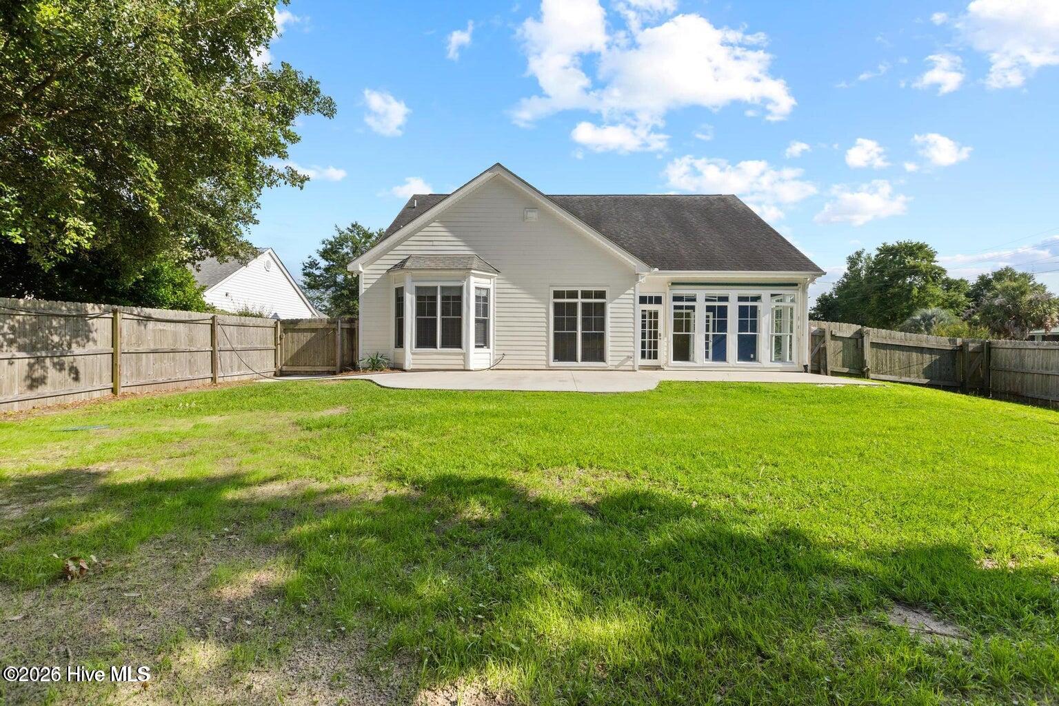 100552363 | Photo 70