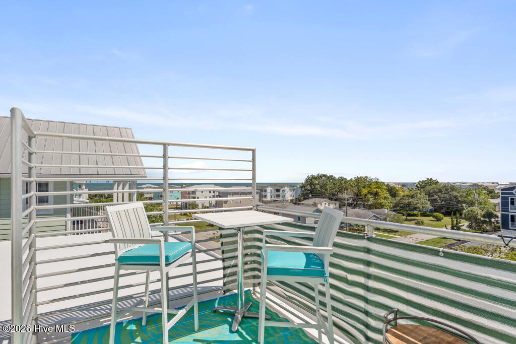 100509824 | Photo 16