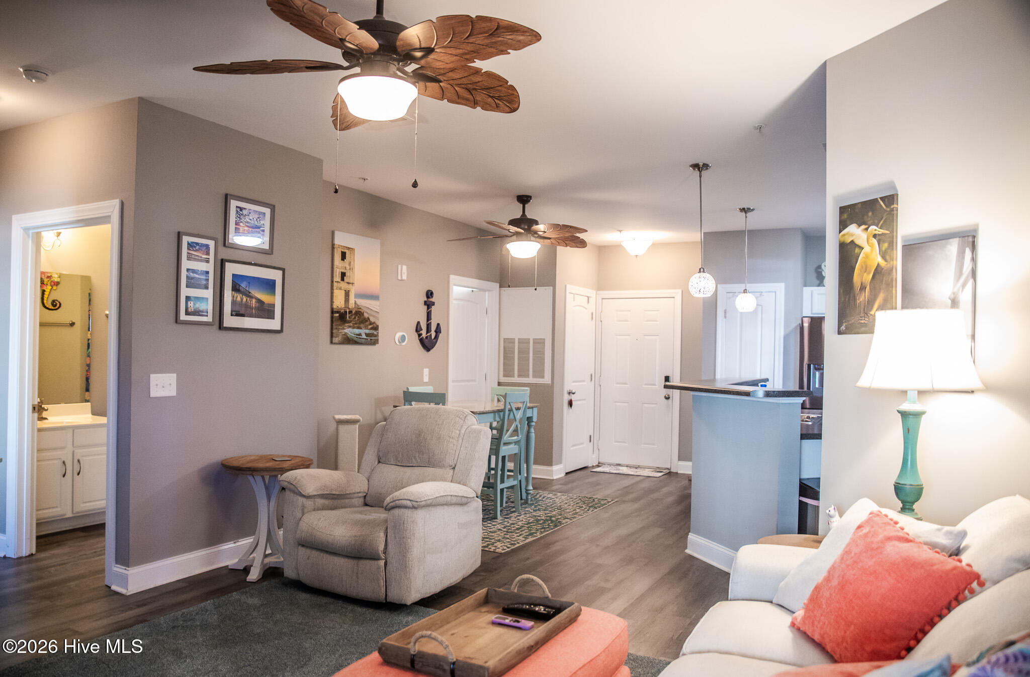 100554593 | Photo 19