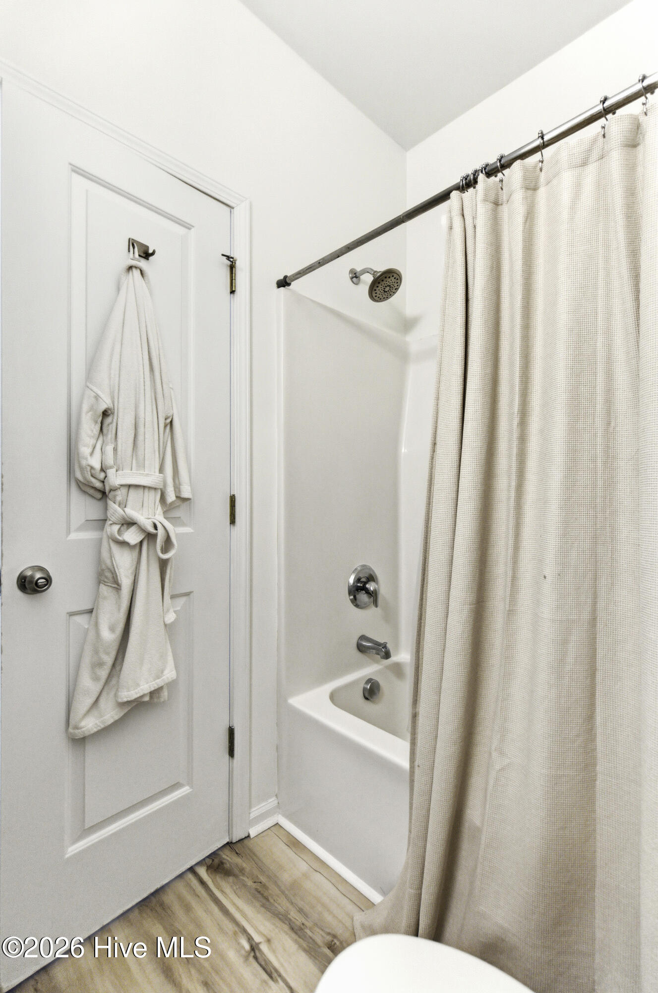 100564491 | Photo 19