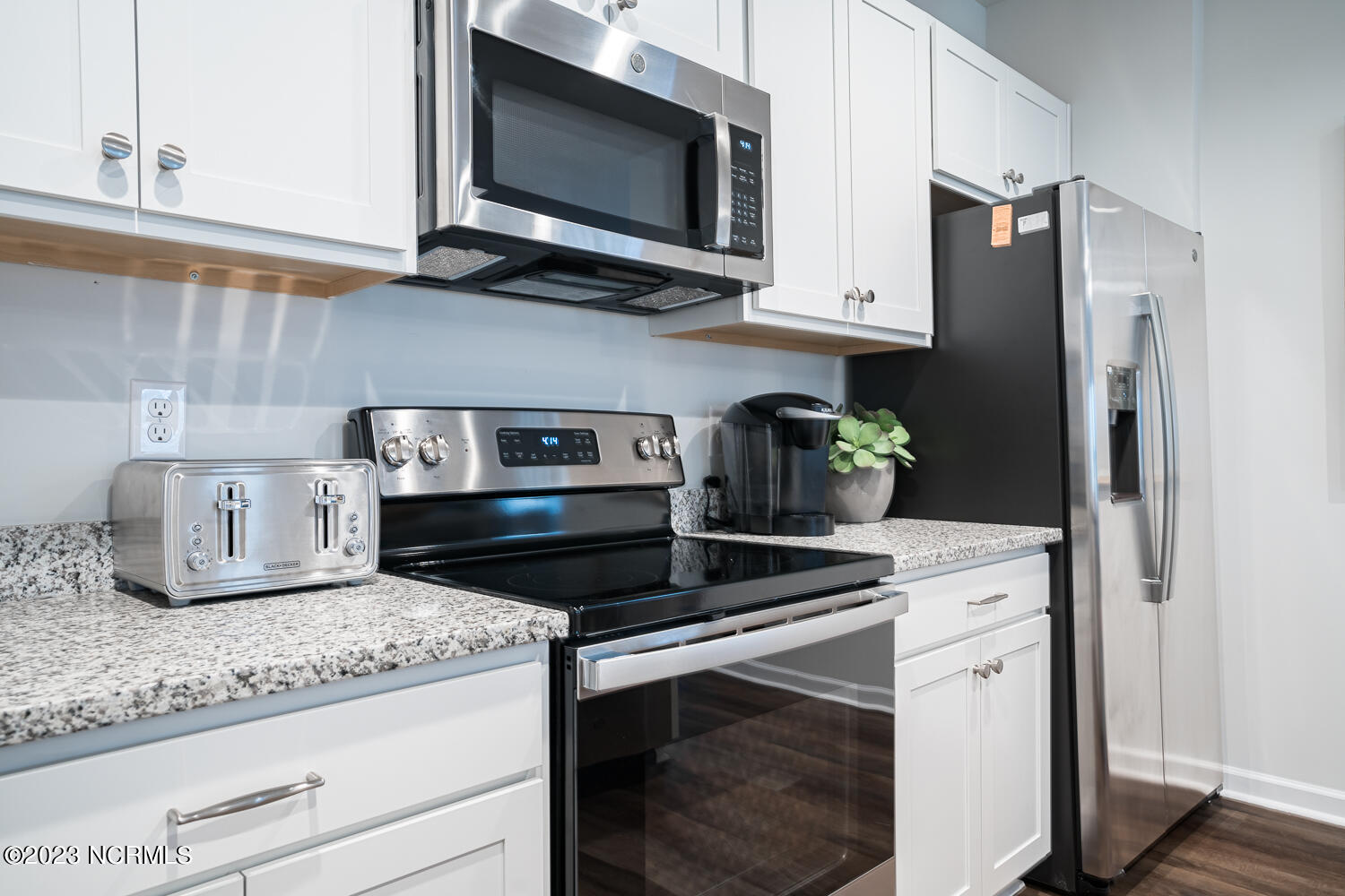 100517567 | Photo 45