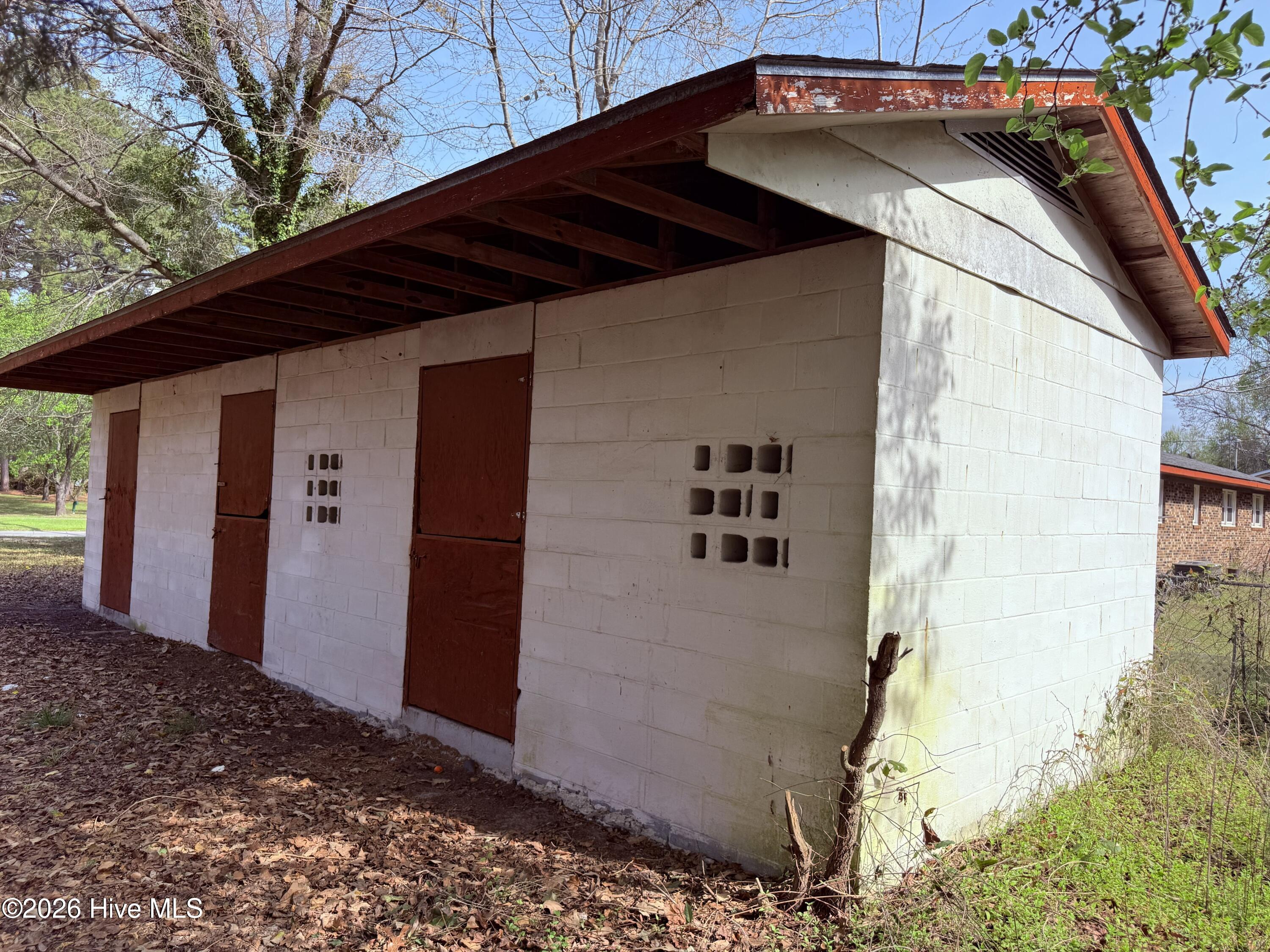 910 Highland Avenue,Trent Woods