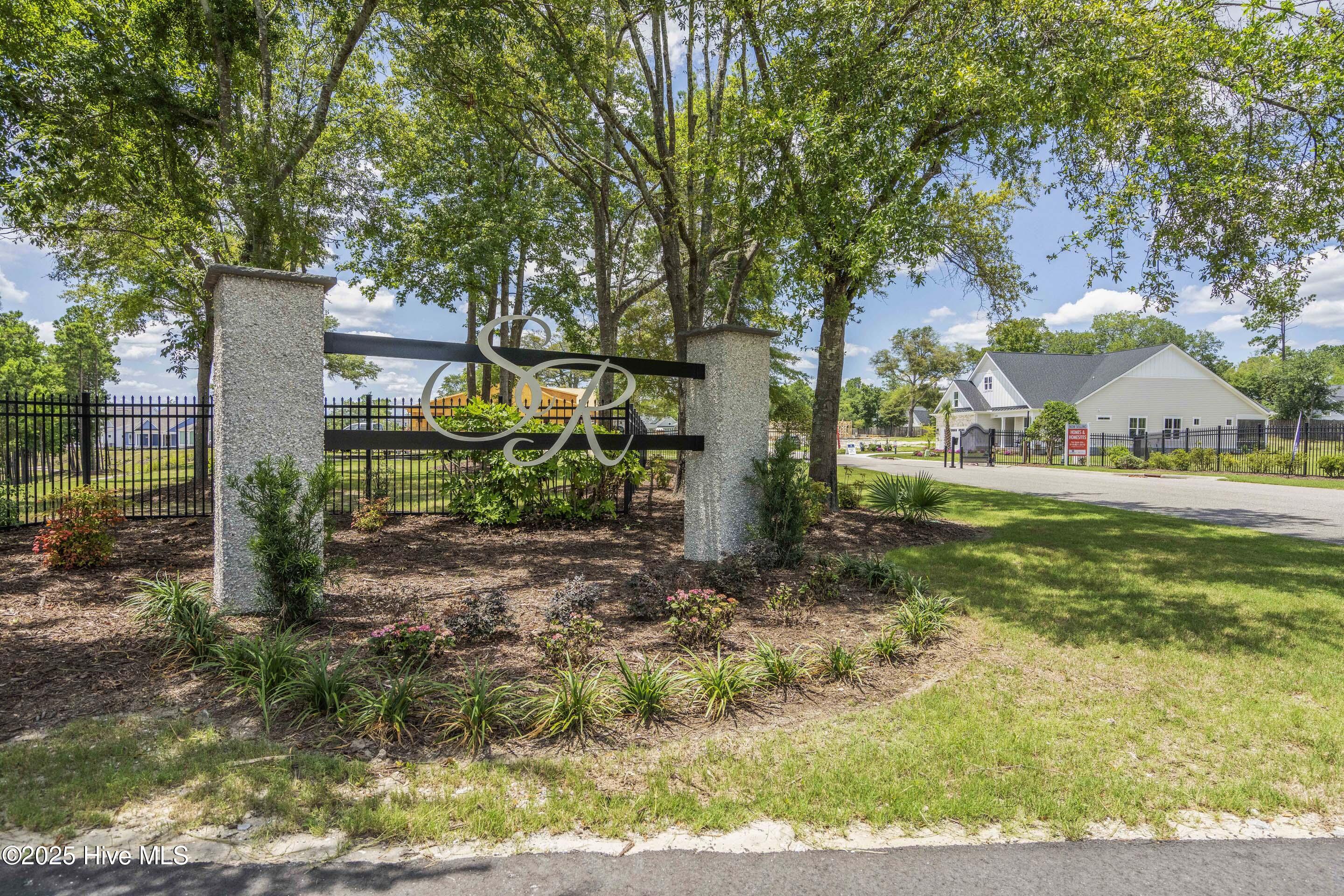 100545515 | Photo 16