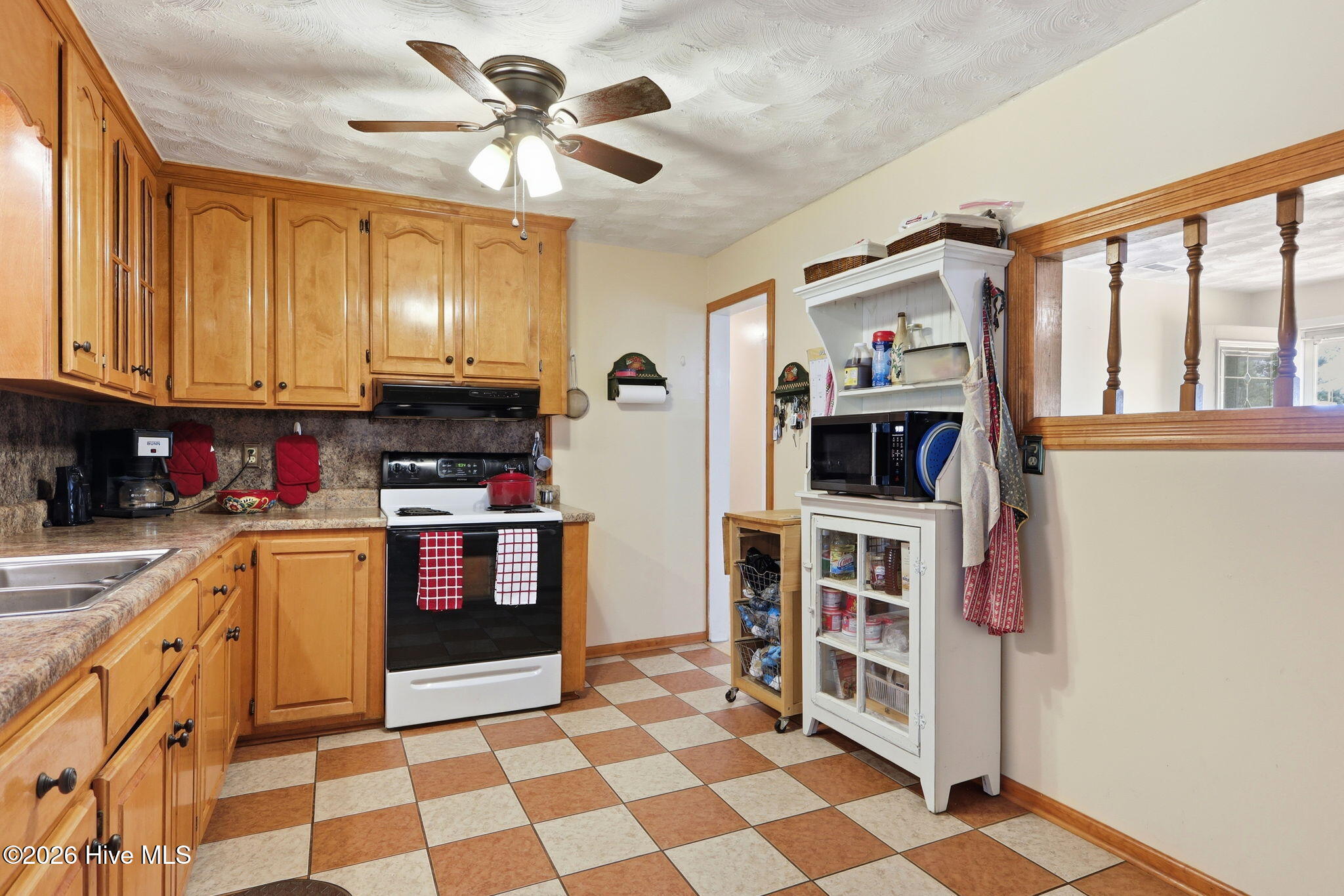 284 Laurel 