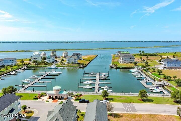746 Cannonsgate Drive,Newport