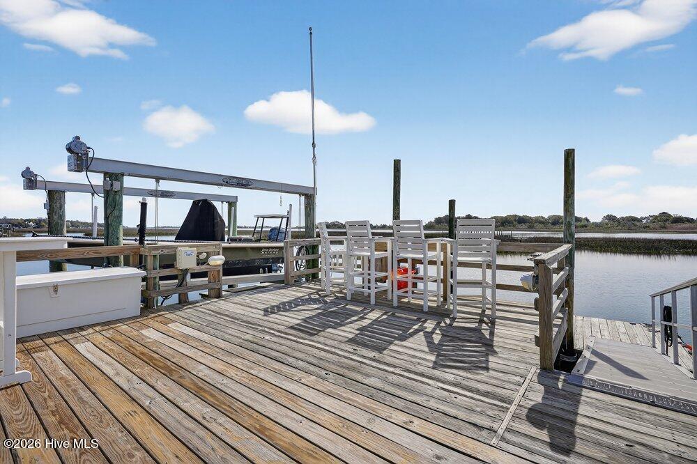 100563942 | Photo 57