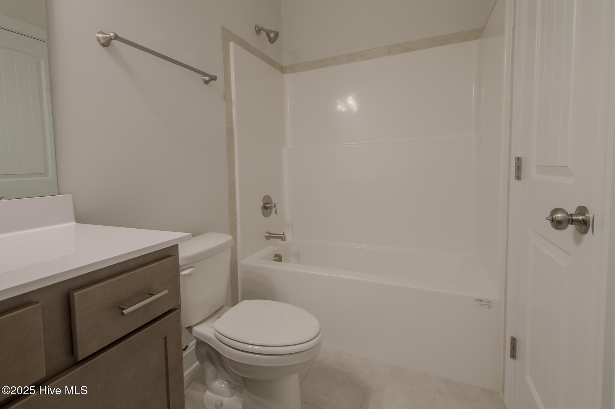 100497449 | Photo 25