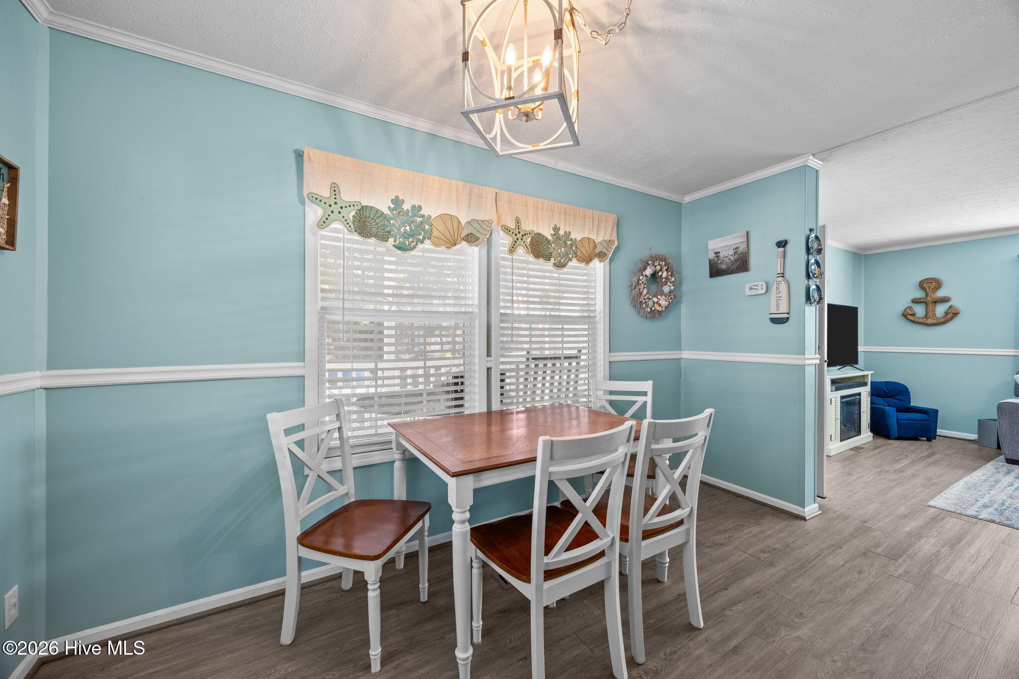 100554450 | Photo 15