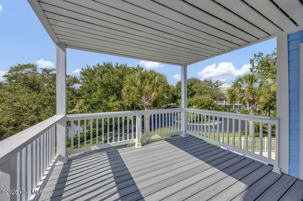 100531490 | Photo 20