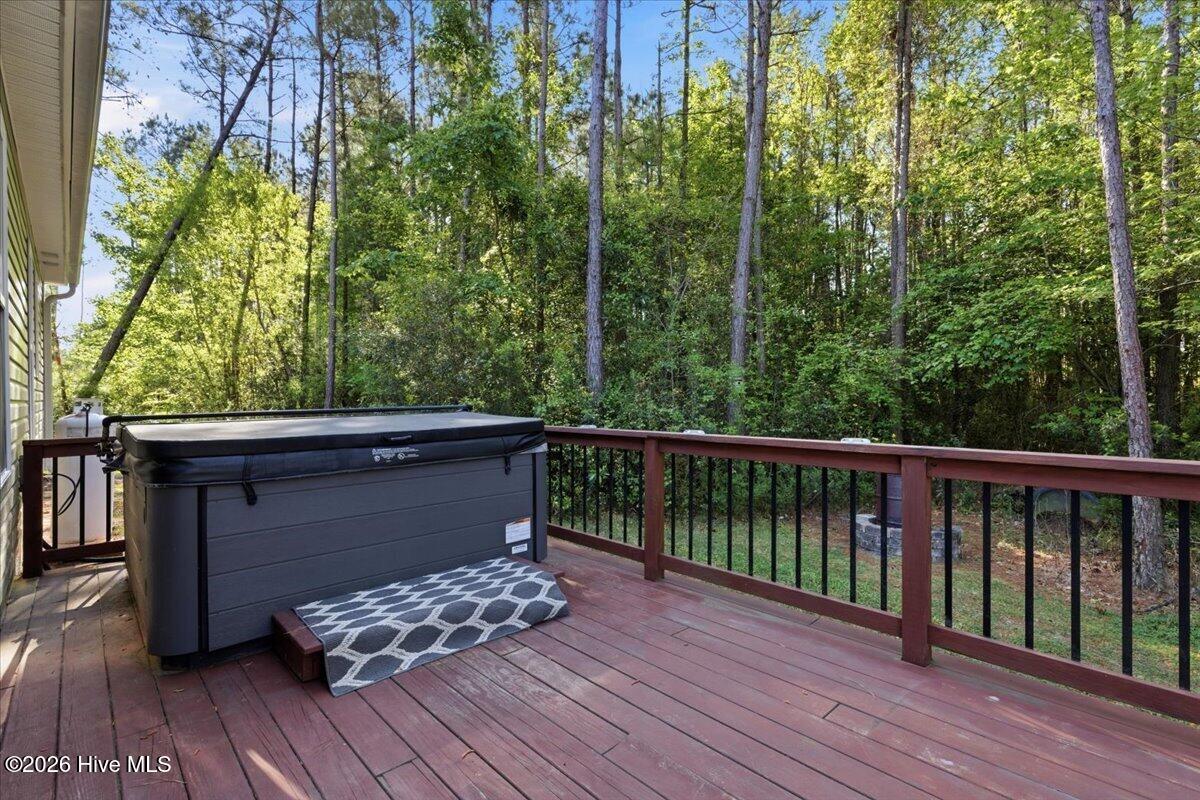 100568053 | Photo 10