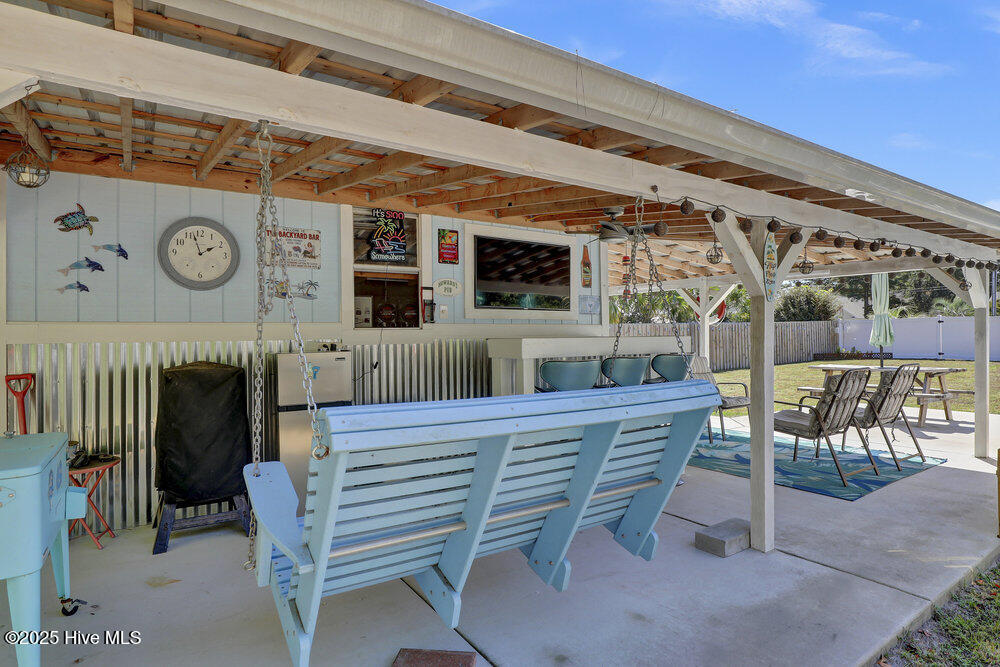 100532845 | Photo 39