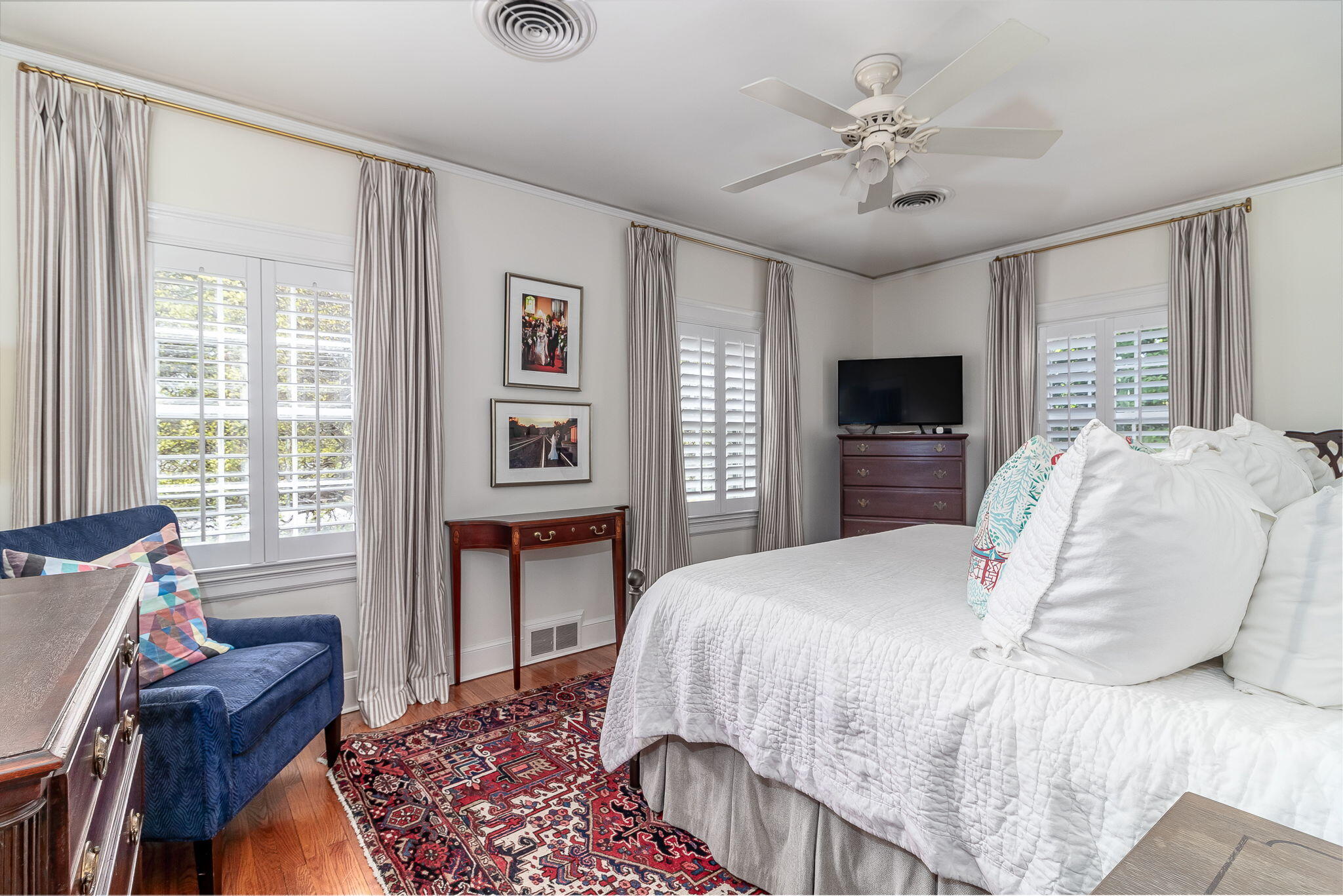 43-web-or-mls-2421 WALTON WAY ©--28