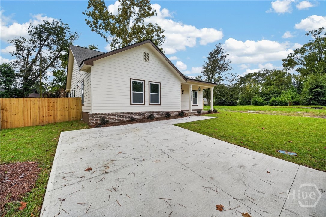 Photo 2 of Single family home for sale at 1205 E 1/2 71st St, Savannah, GA 31404 | MLS# SA366161 | Listing updated on 2026-10-09