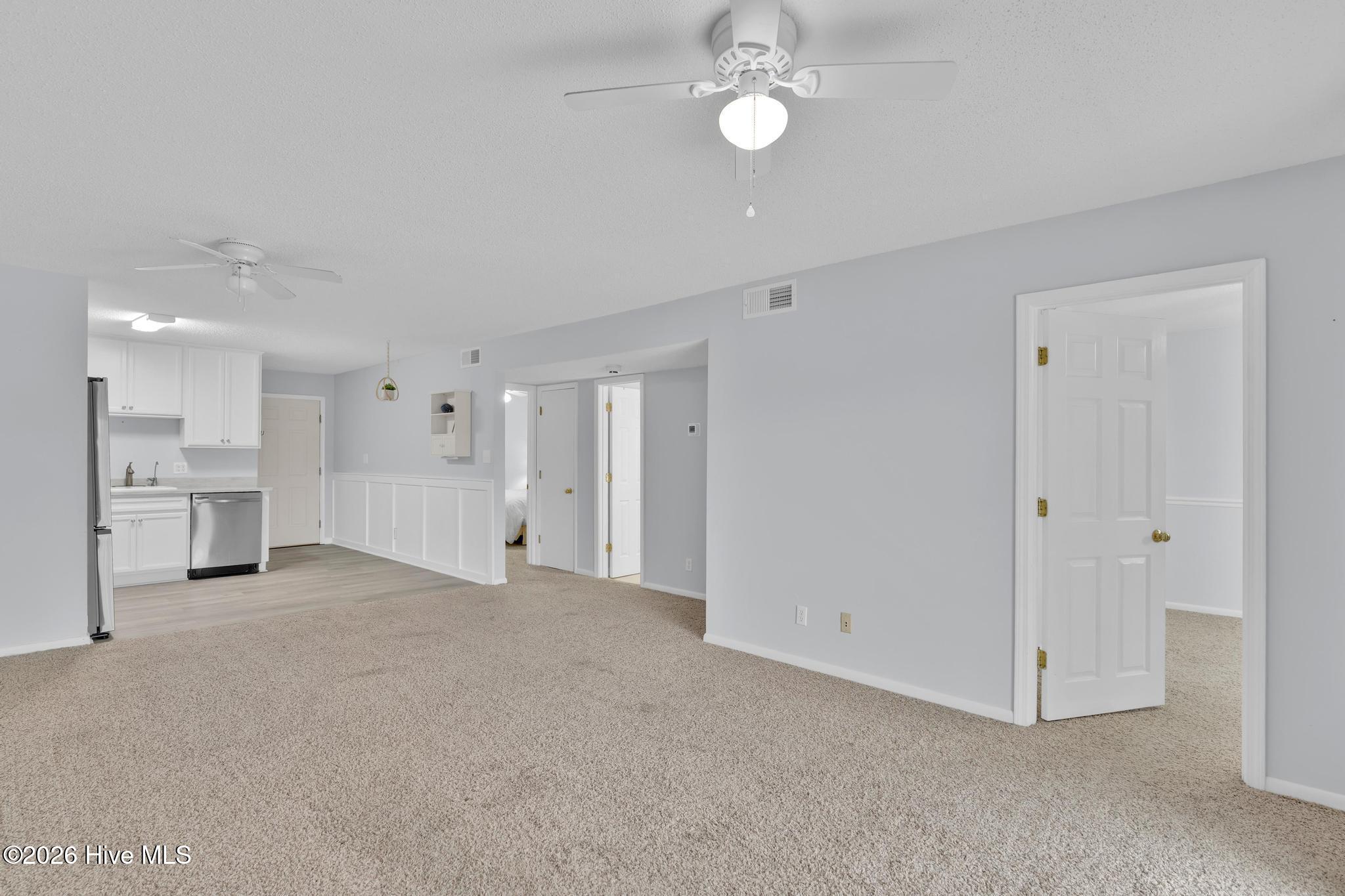 100551313 | Photo 16