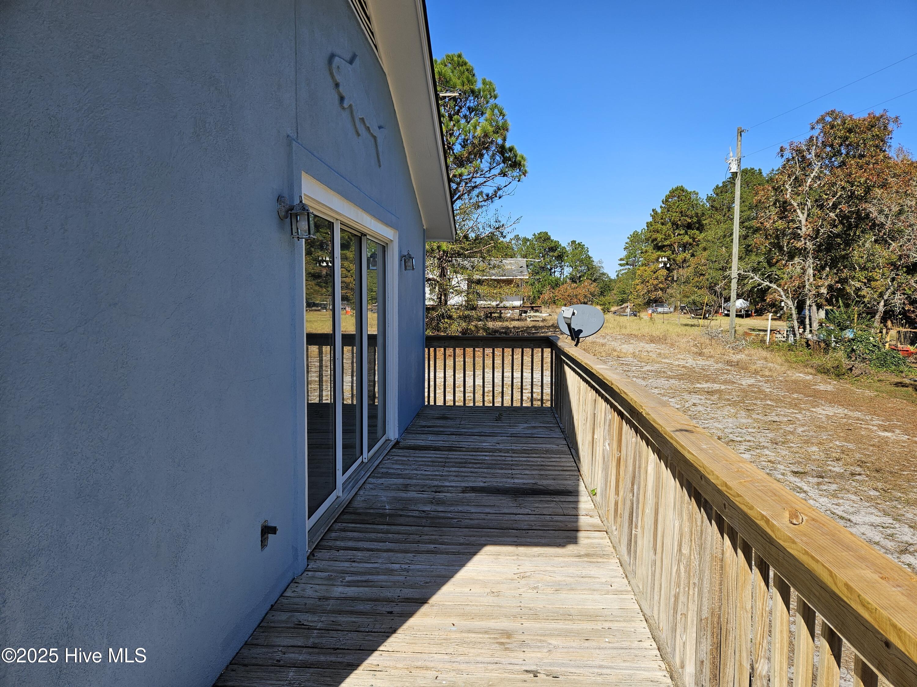 100537859 | Photo 14