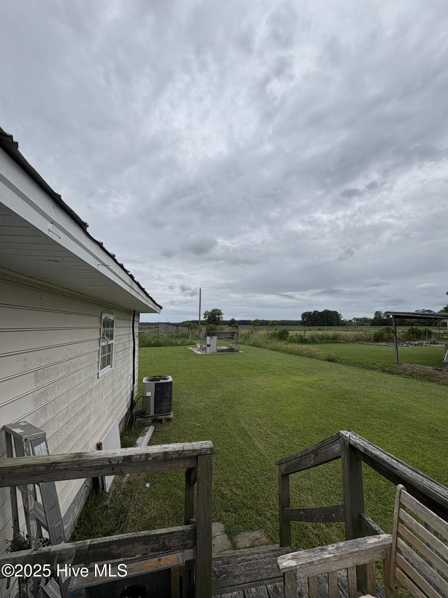 Homes for sale in Elizabeth City, NC | 2723 Peartree Rd, Elizabeth City, NC 27909 | MLS# 100524104