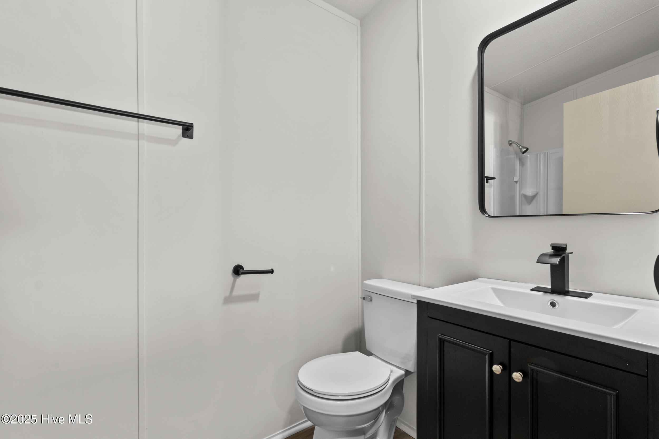 100540326 | Photo 17