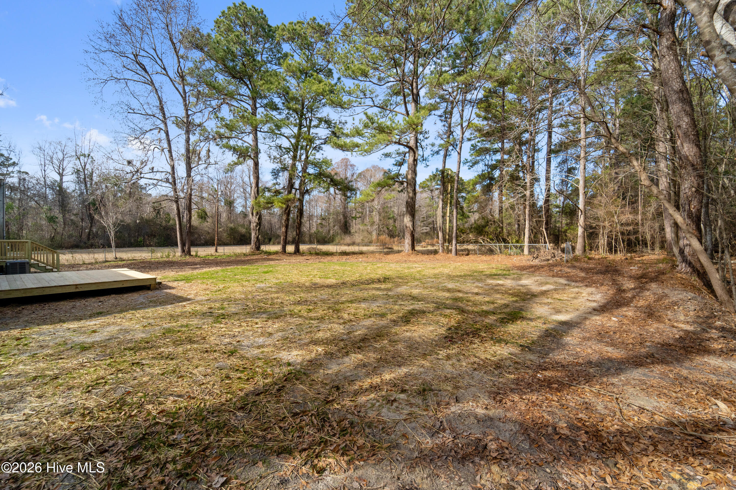 100550978 | Photo 30