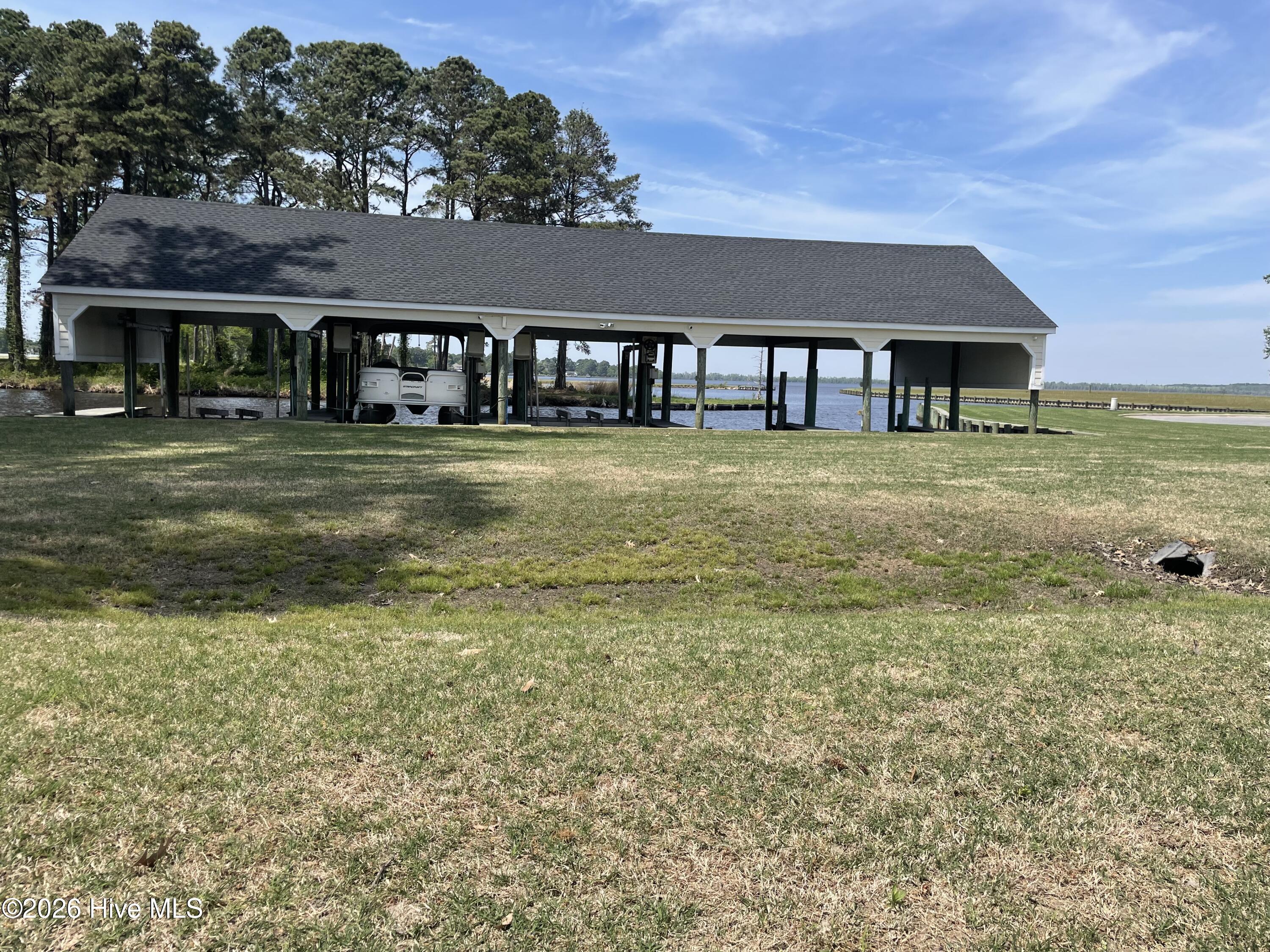 pelican point boat slip