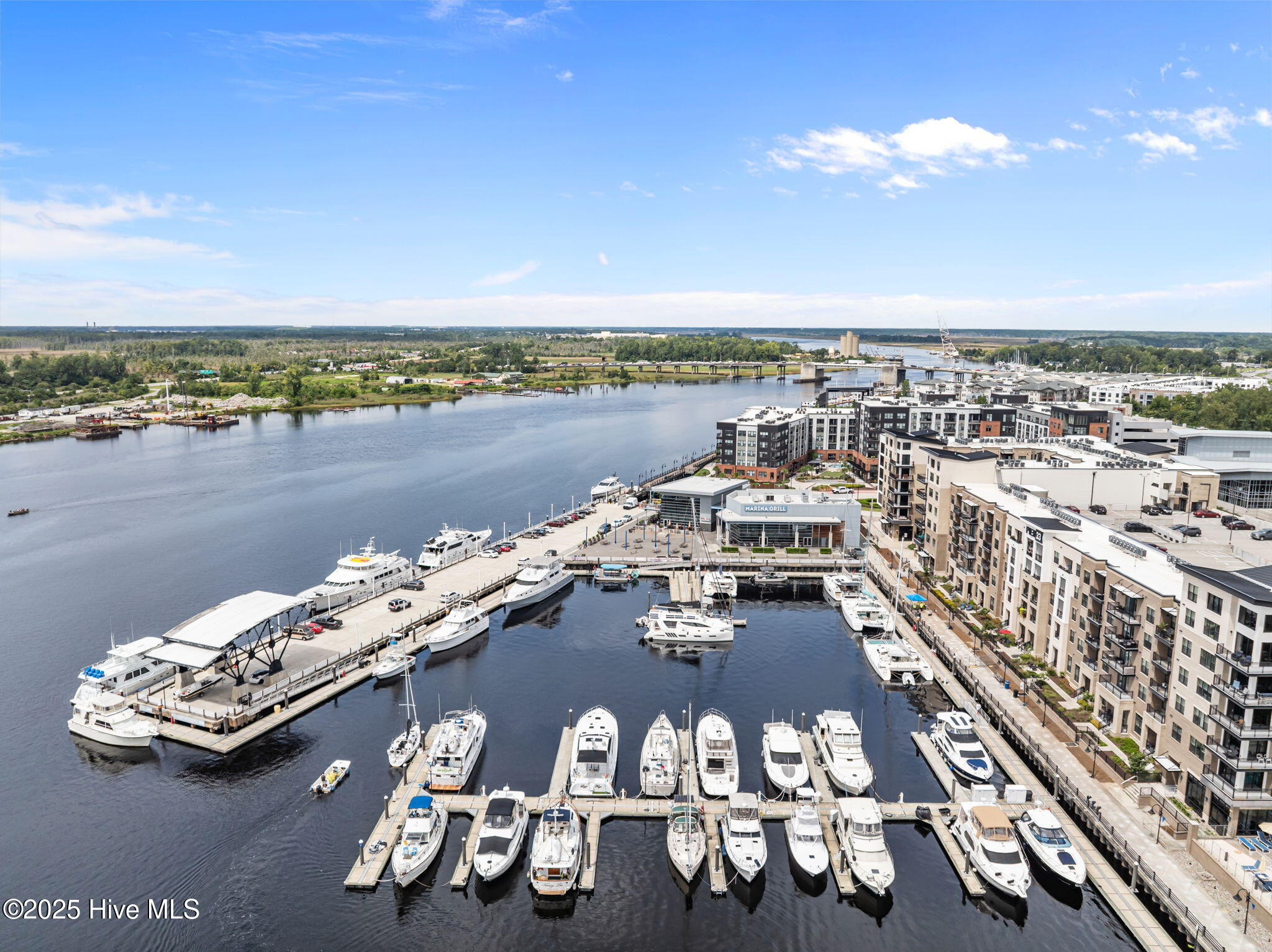 100528560 | Photo 13