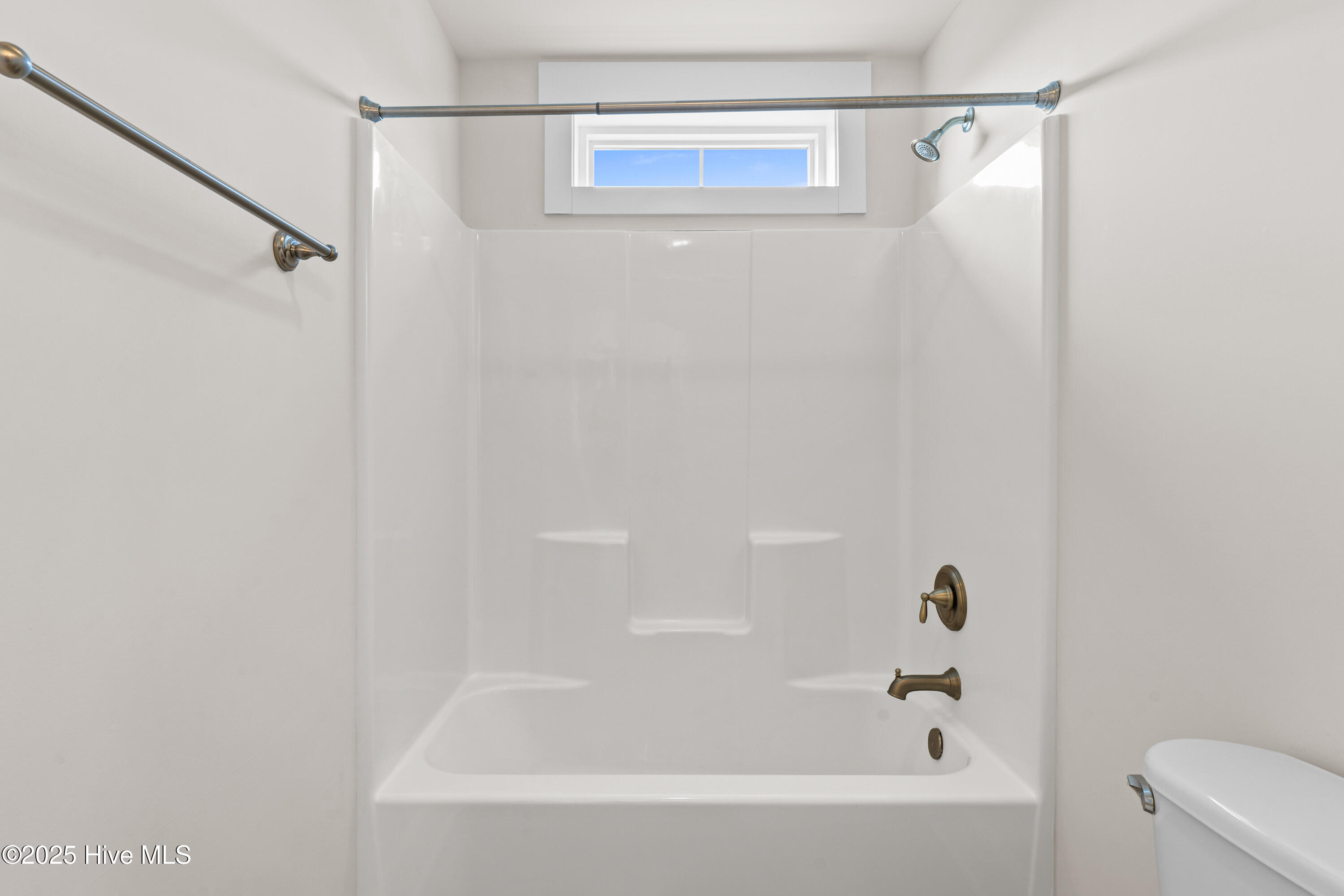 100529513 | Photo 41