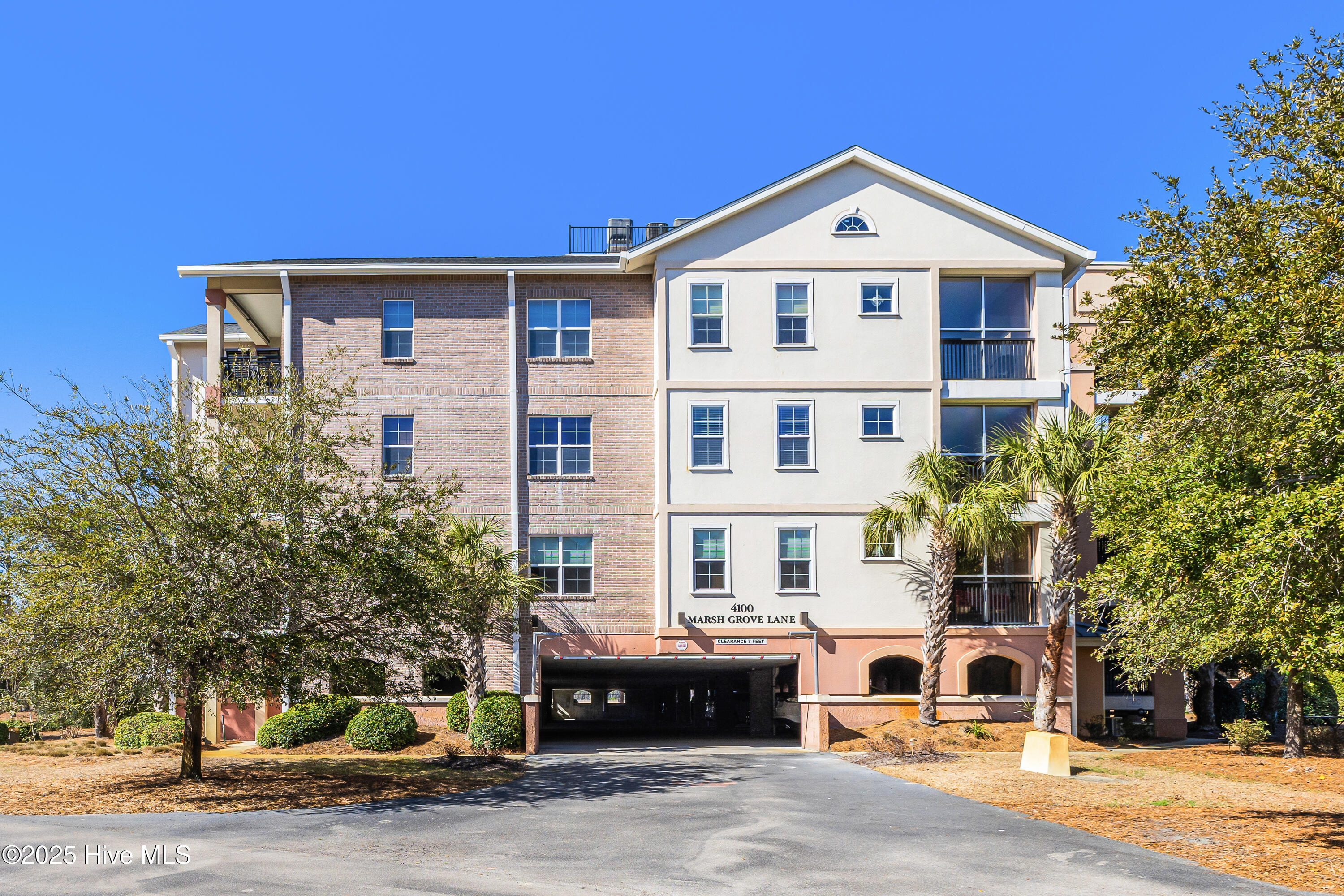 100489556 | Photo 55