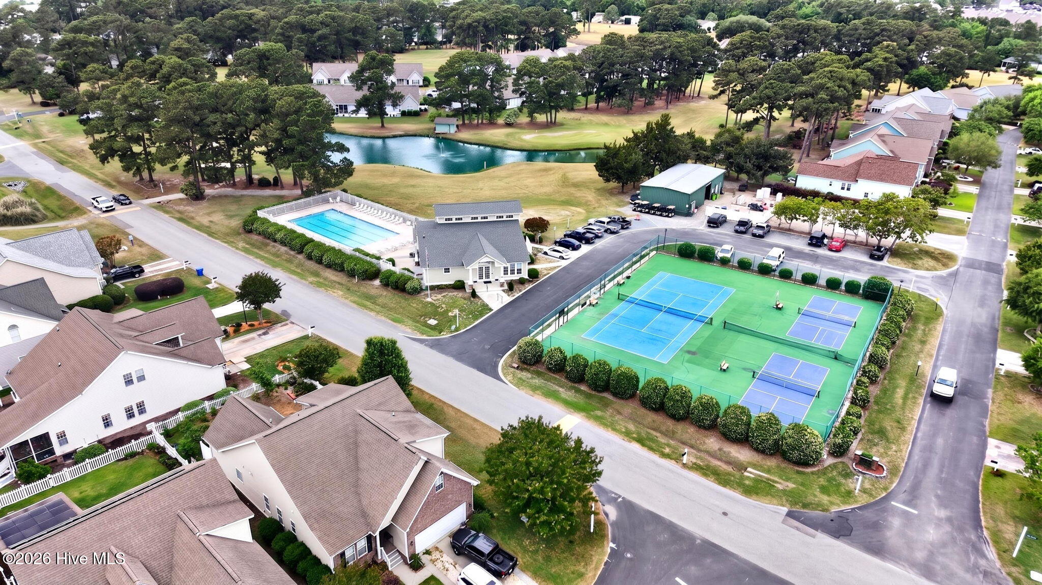 100570606 | Photo 21