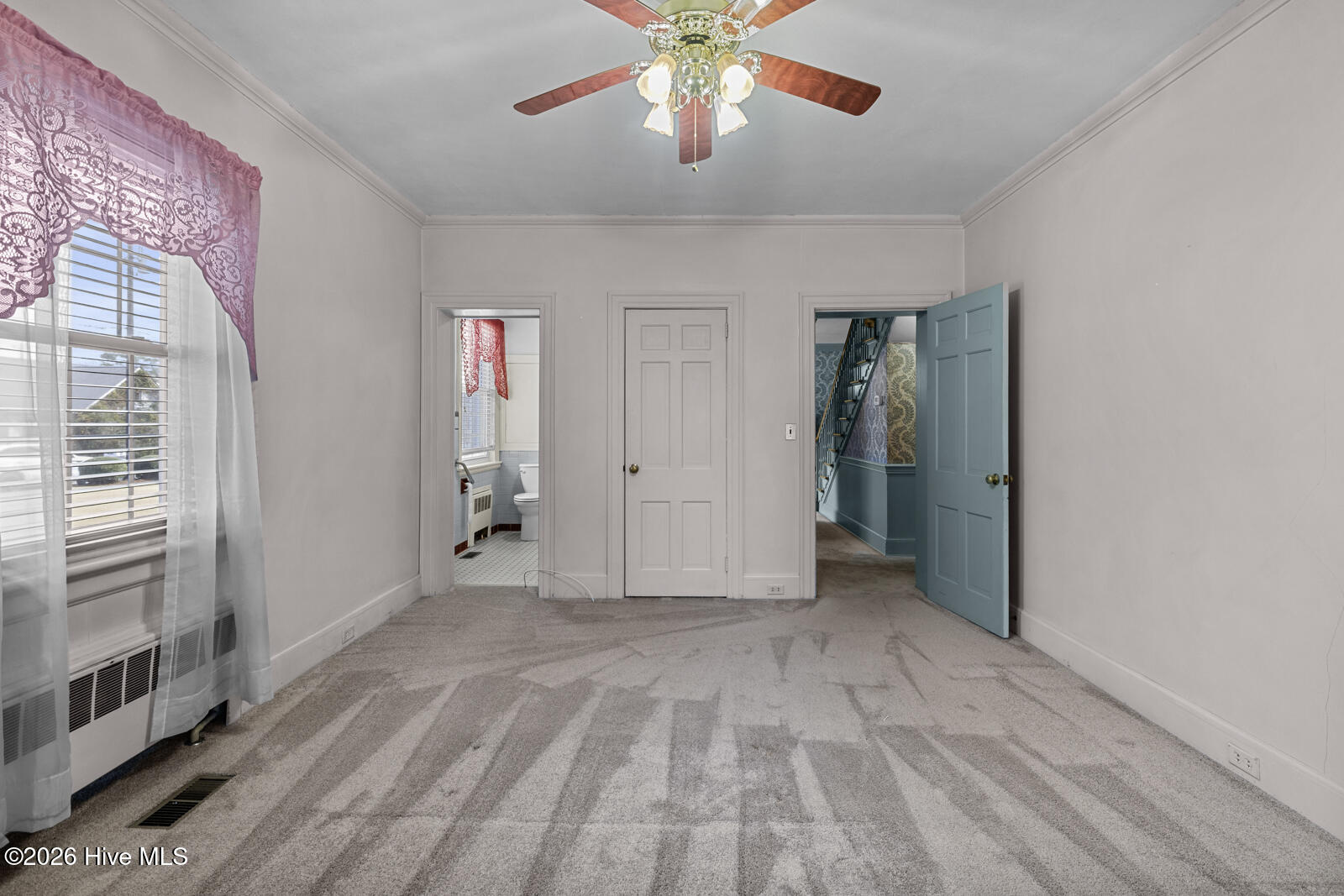 100557416 | Photo 42