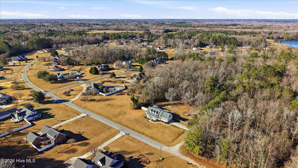 100550668 | Photo 40