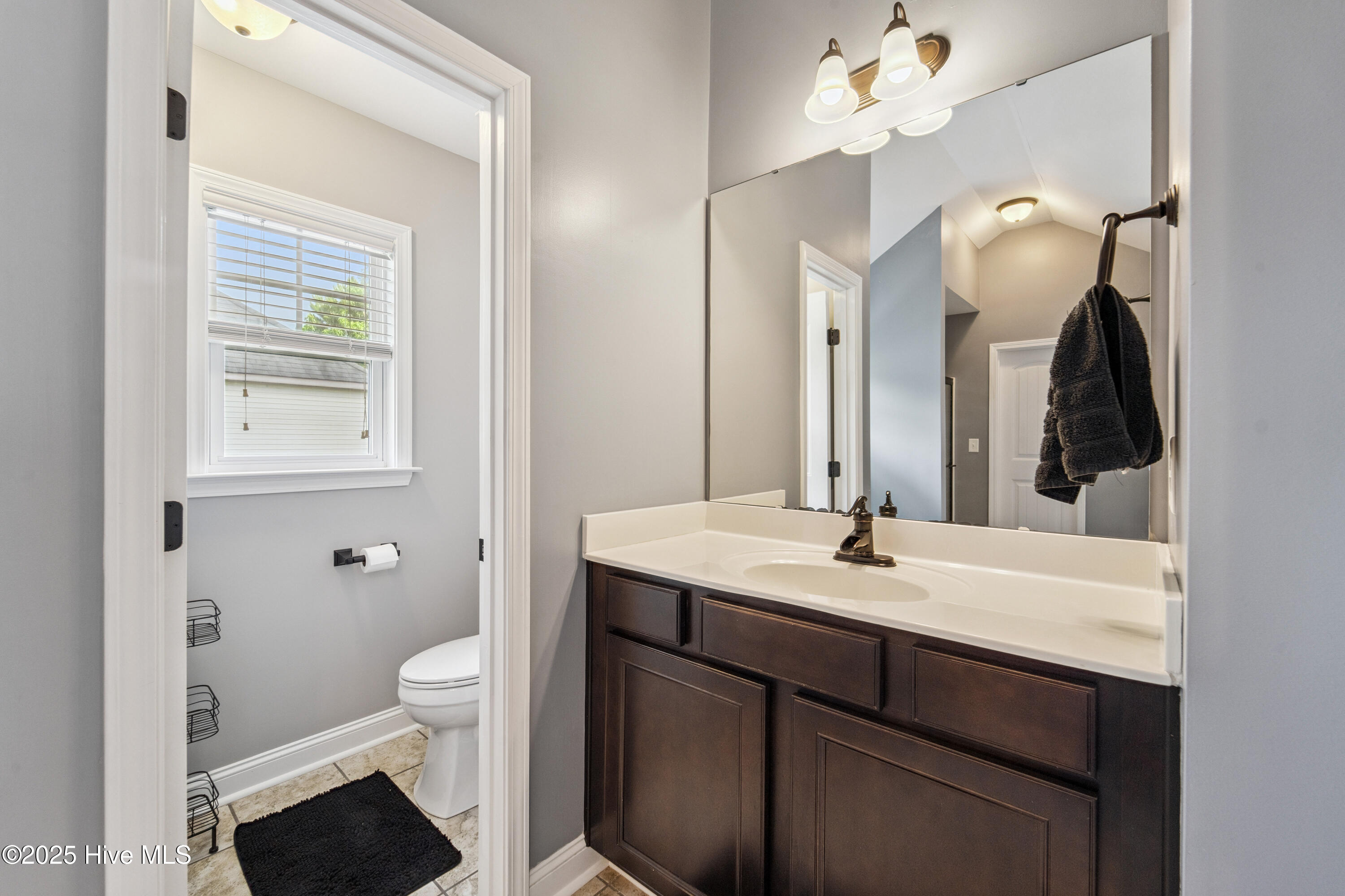 100516932 | Photo 62