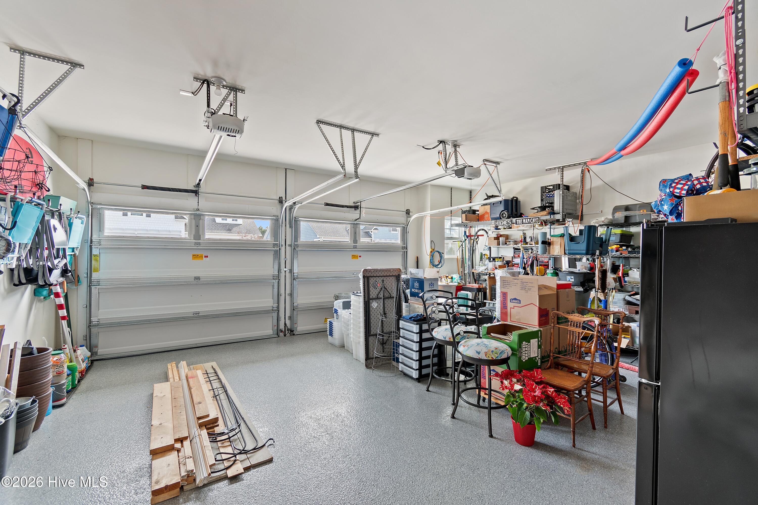 100557254 | Photo 43