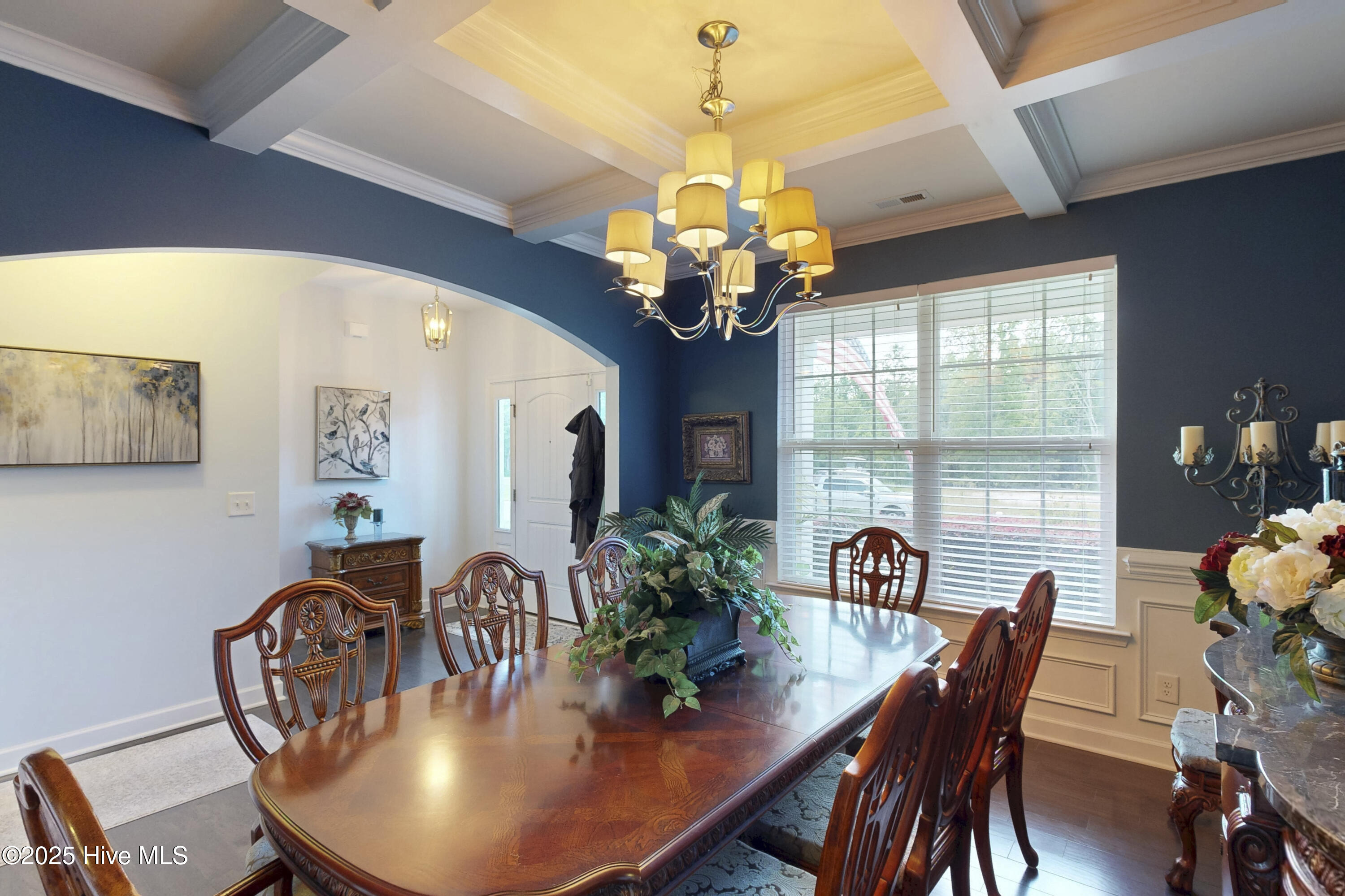 100509634 | Photo 21