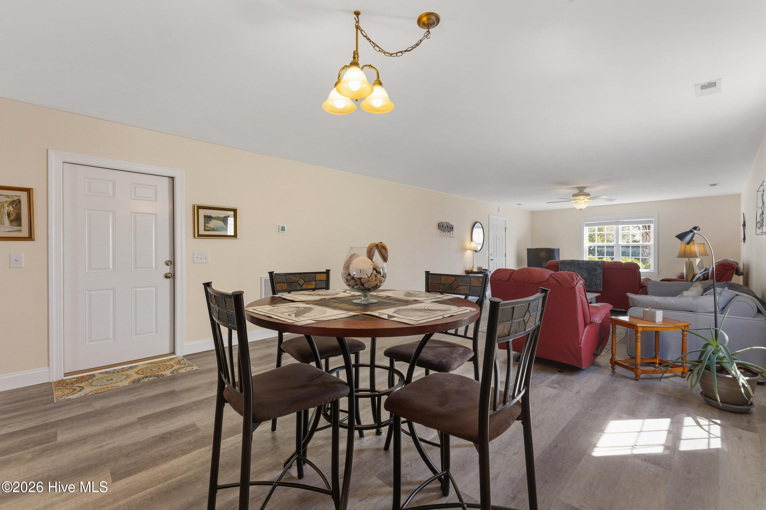 100564508 | Photo 43