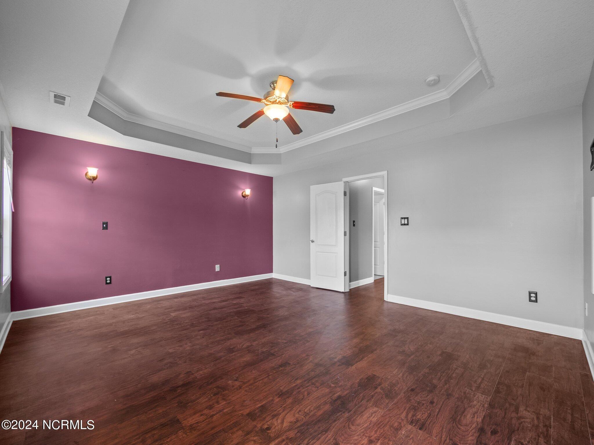 100551831 | Photo 12