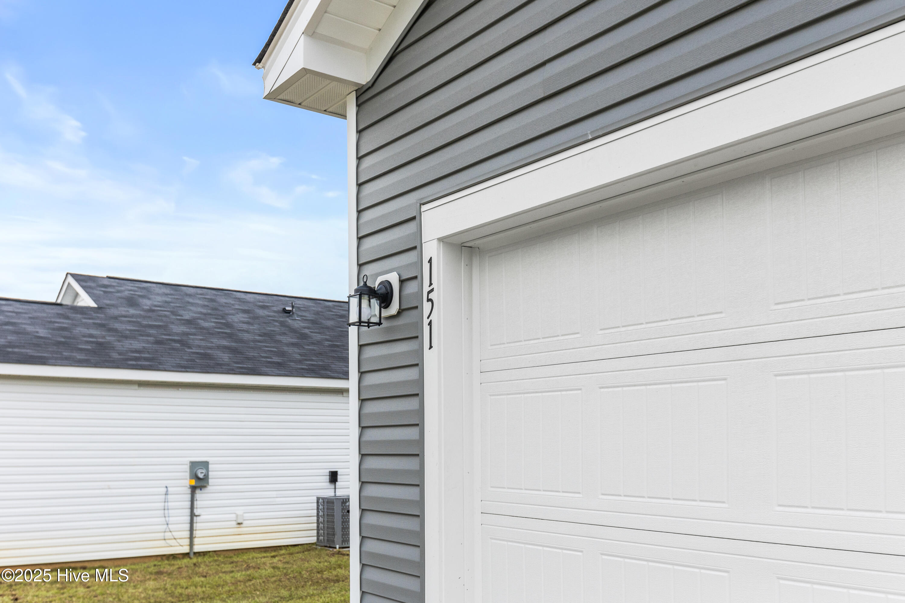 100546413 | Photo 23