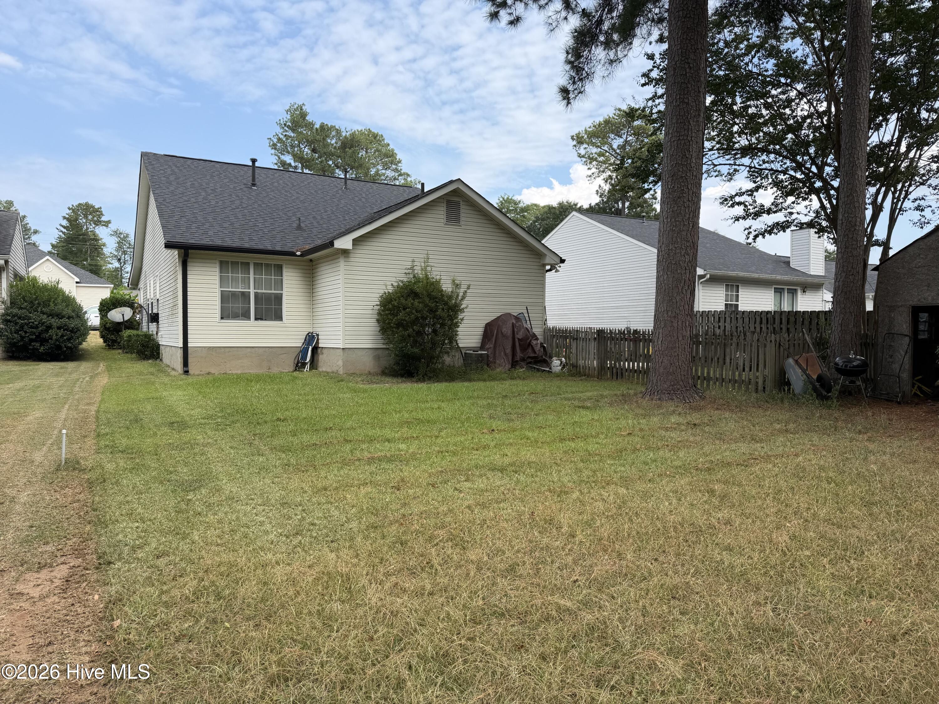 Photo 2 of Single family home for sale at 218 Spring Oak Ln, North Augusta, SC 29841 | MLS# 100604841 | Listing updated on 2026-09-19