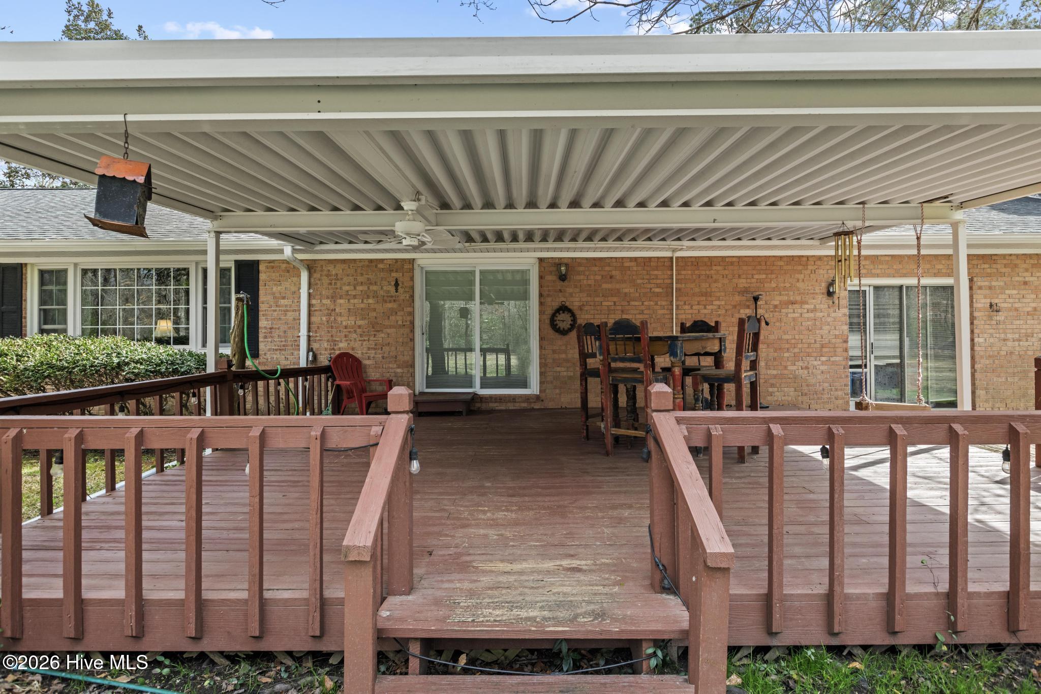 100560657 | Photo 34