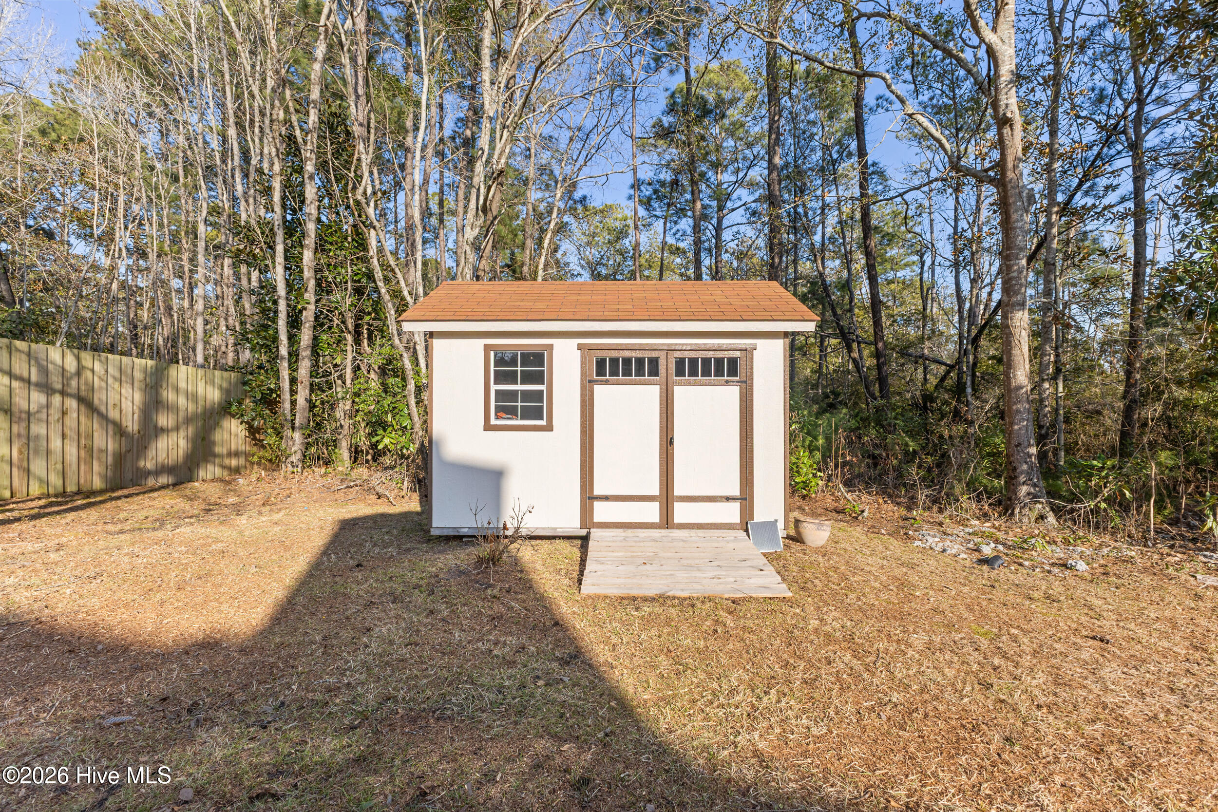 100553711 | Photo 30