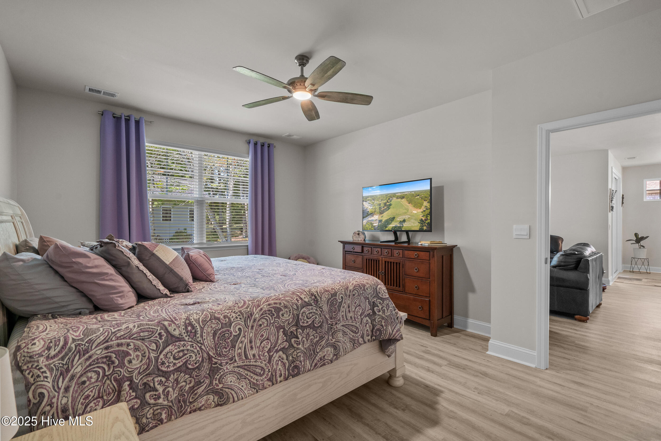 100531761 | Photo 20