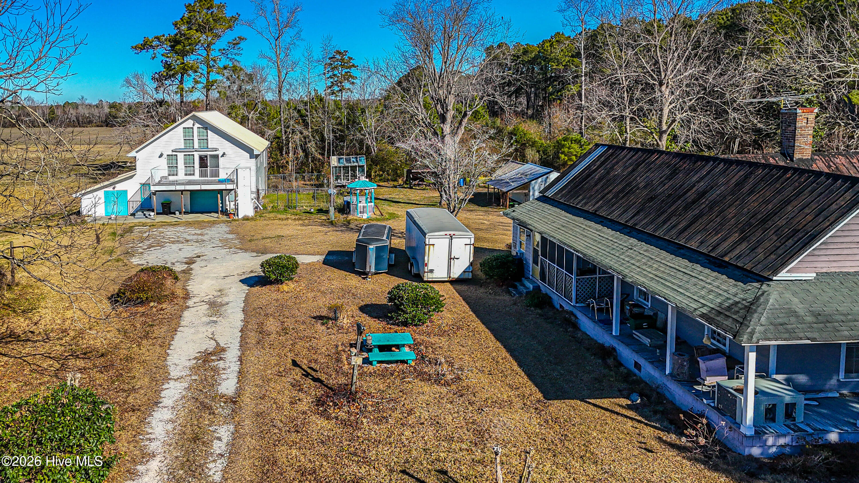 100549840 | Photo 10