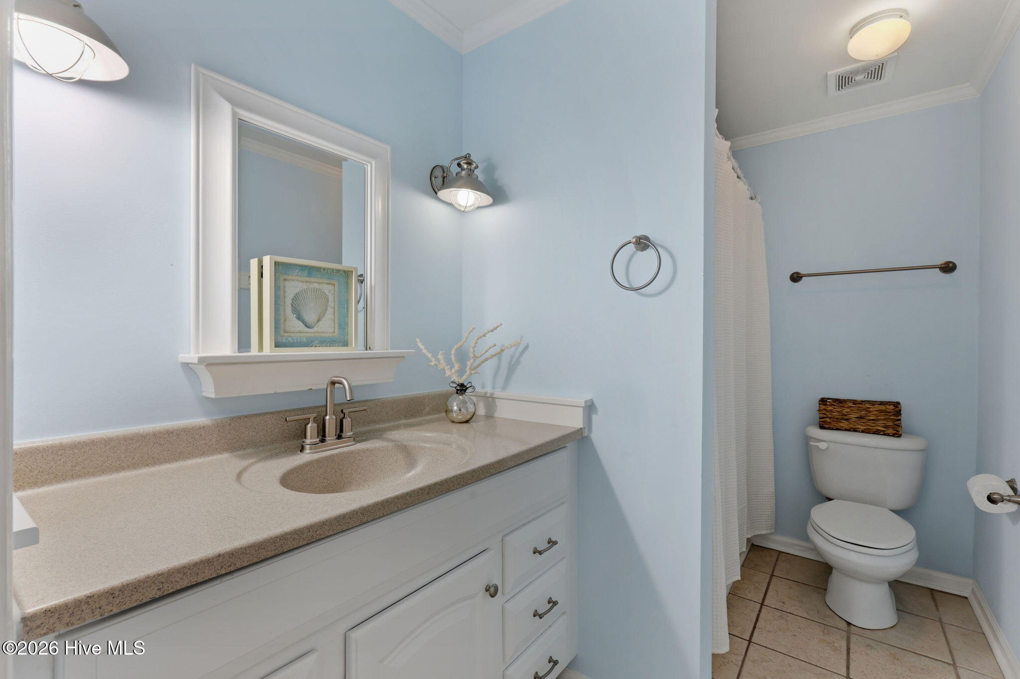 100556702 | Photo 40