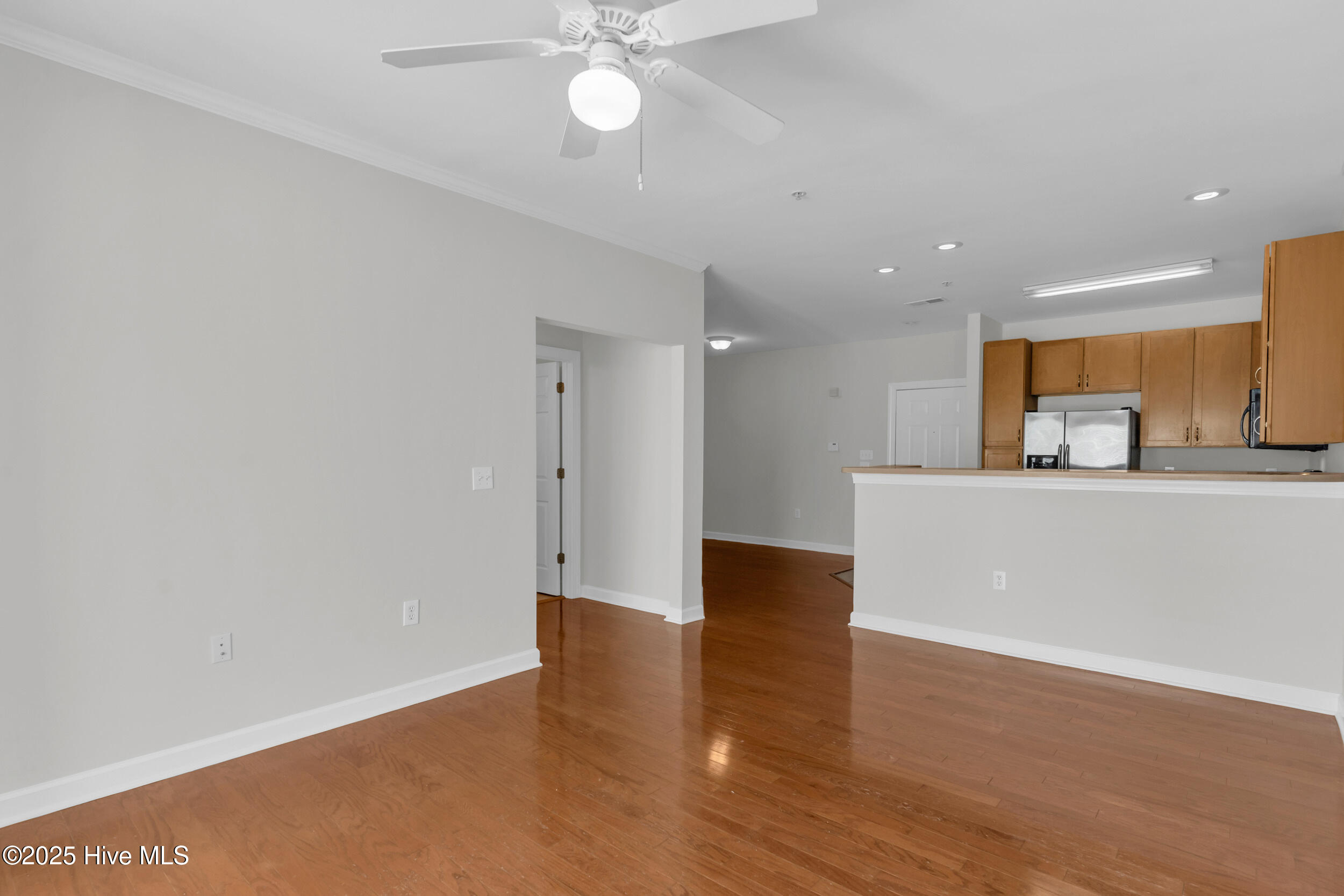 2820 Bloomfield Lane Unit 204, Wilmington, NC 28412 – photo 6: 9_2820 bloomfield ln-0009