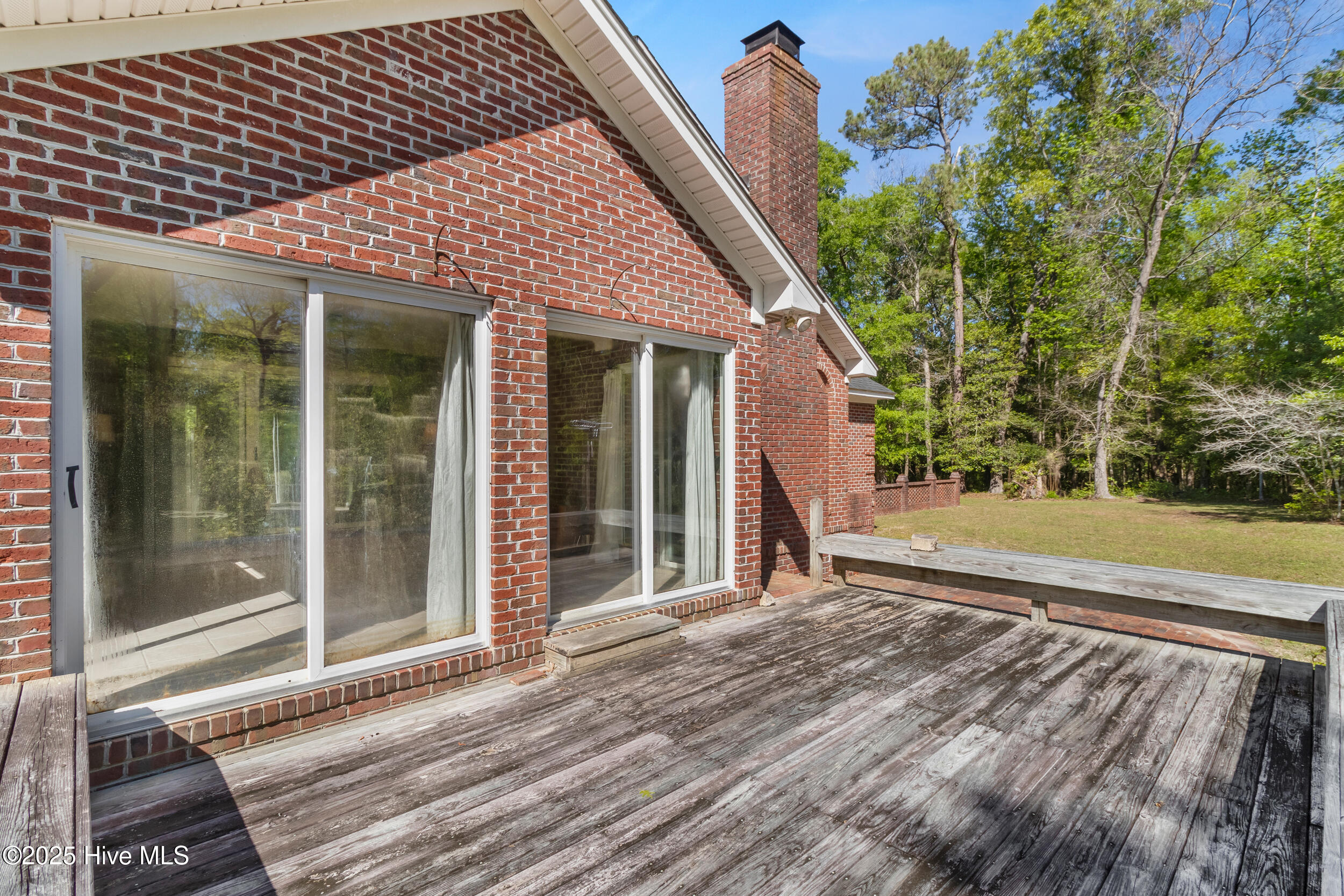 100502660 | Photo 37