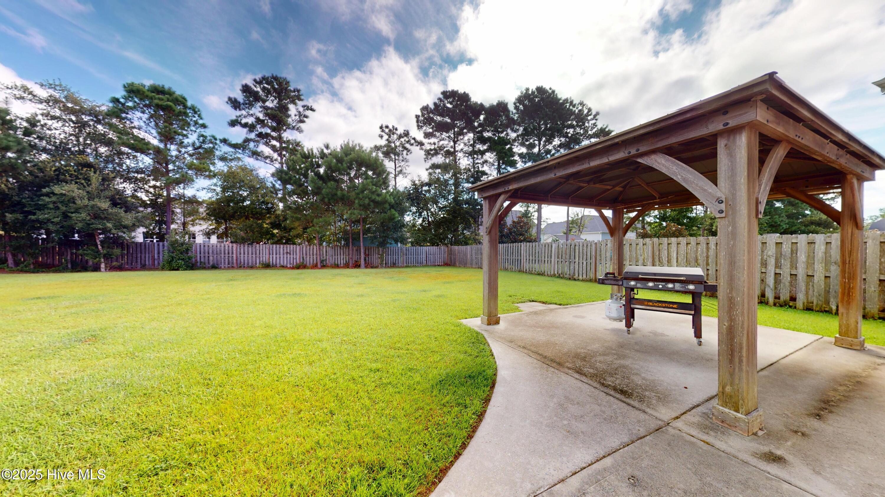 100526795 | Photo 68