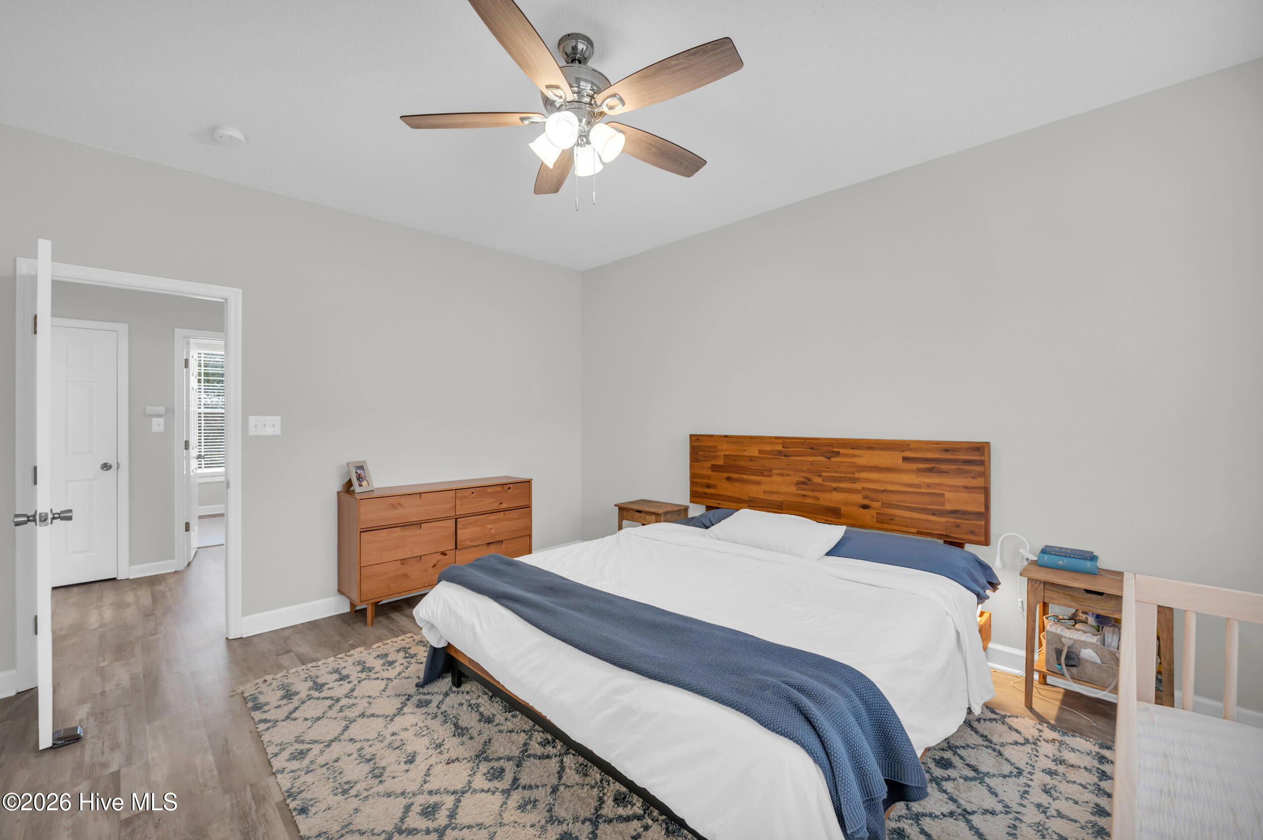 100554292 | Photo 16