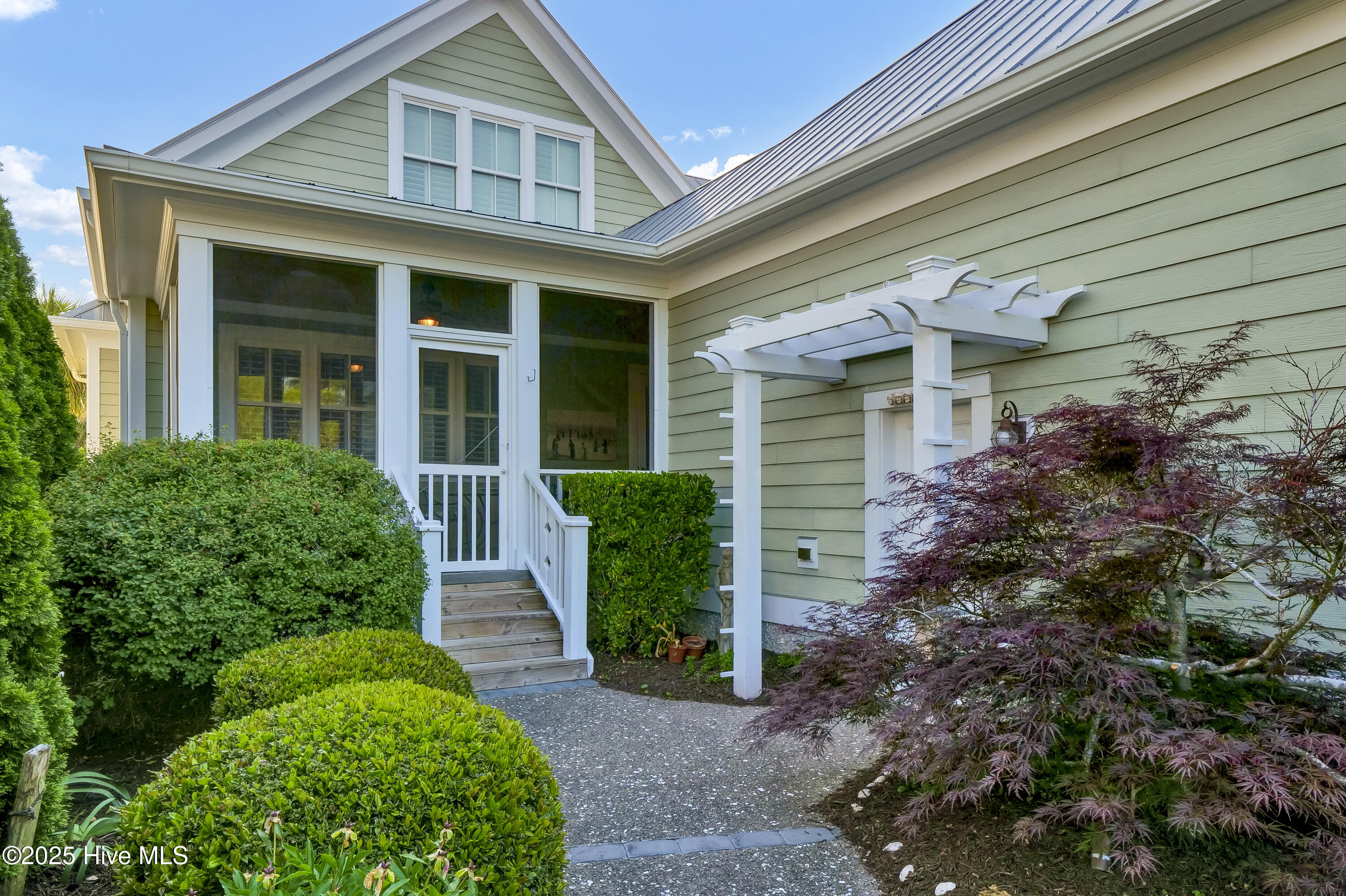 100504953 | Photo 42