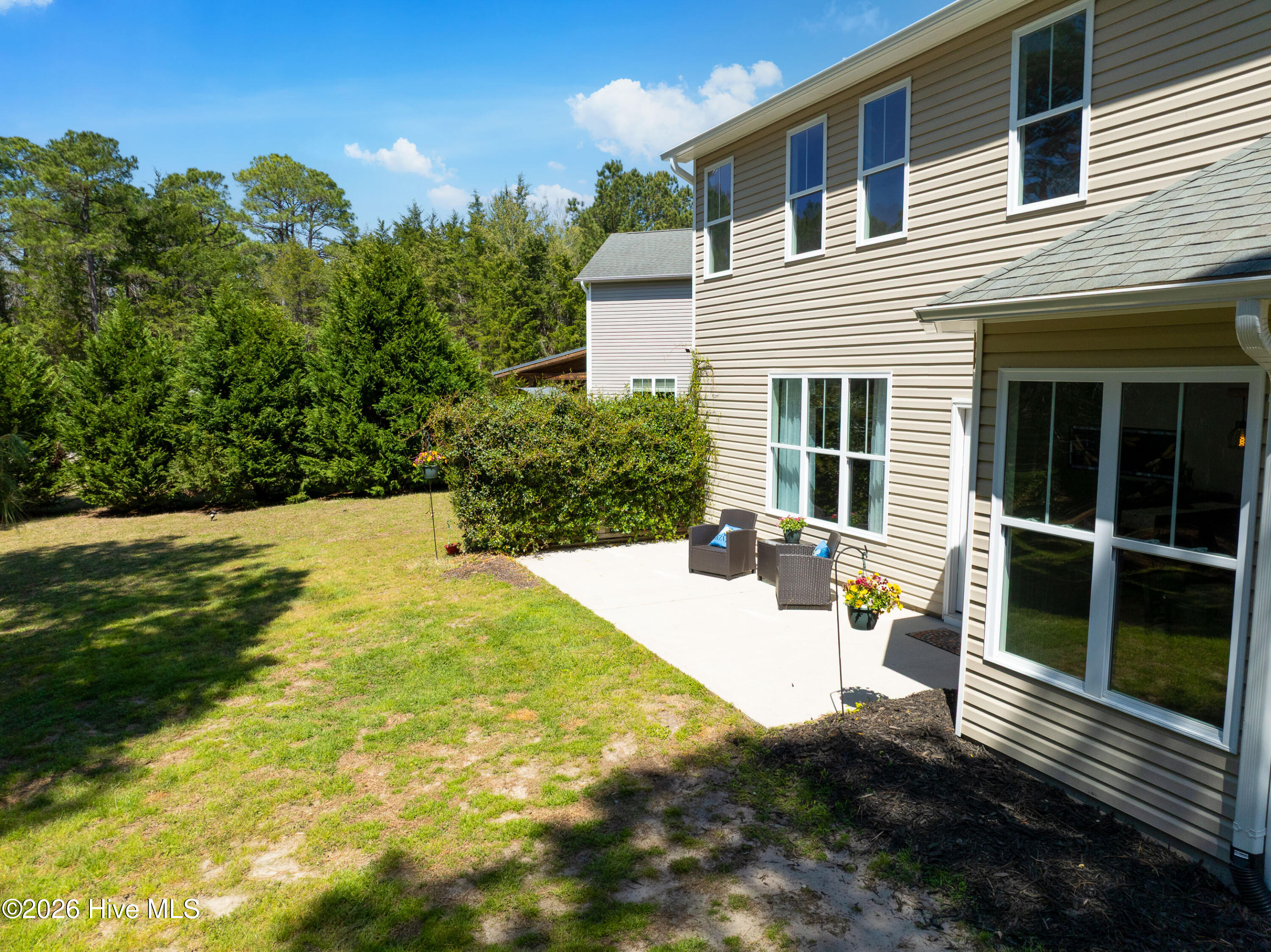 100563576 | Photo 46