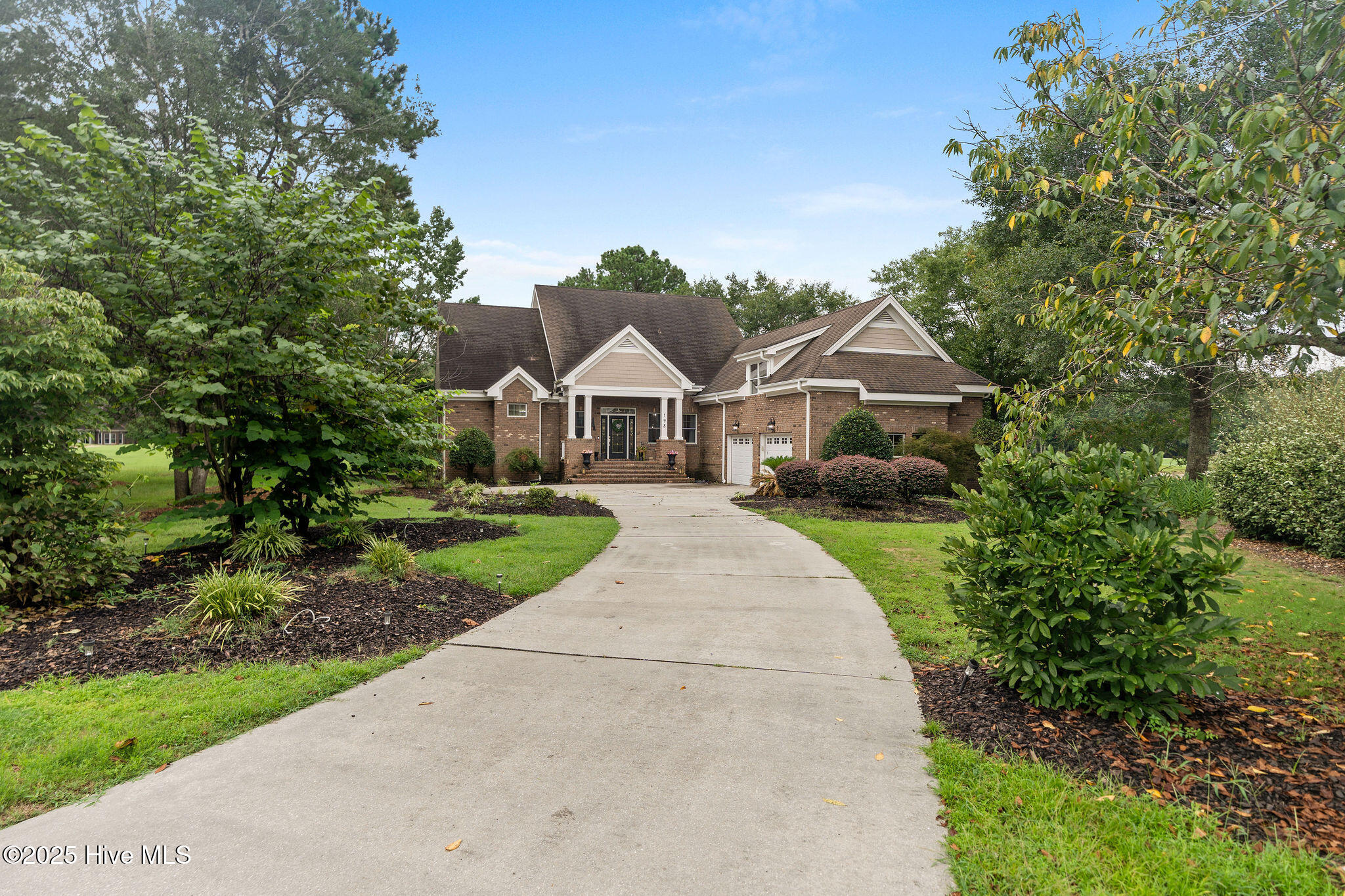 Homes for sale in Wallace, NC | 198 Cedar Point Dr, Wallace, NC 28466 | MLS# 100494481