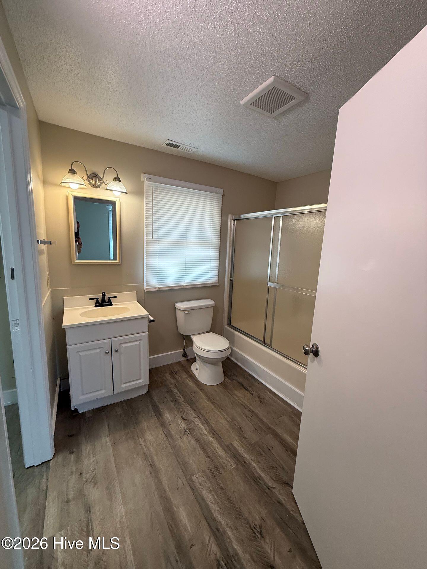 100550922 | Photo 10