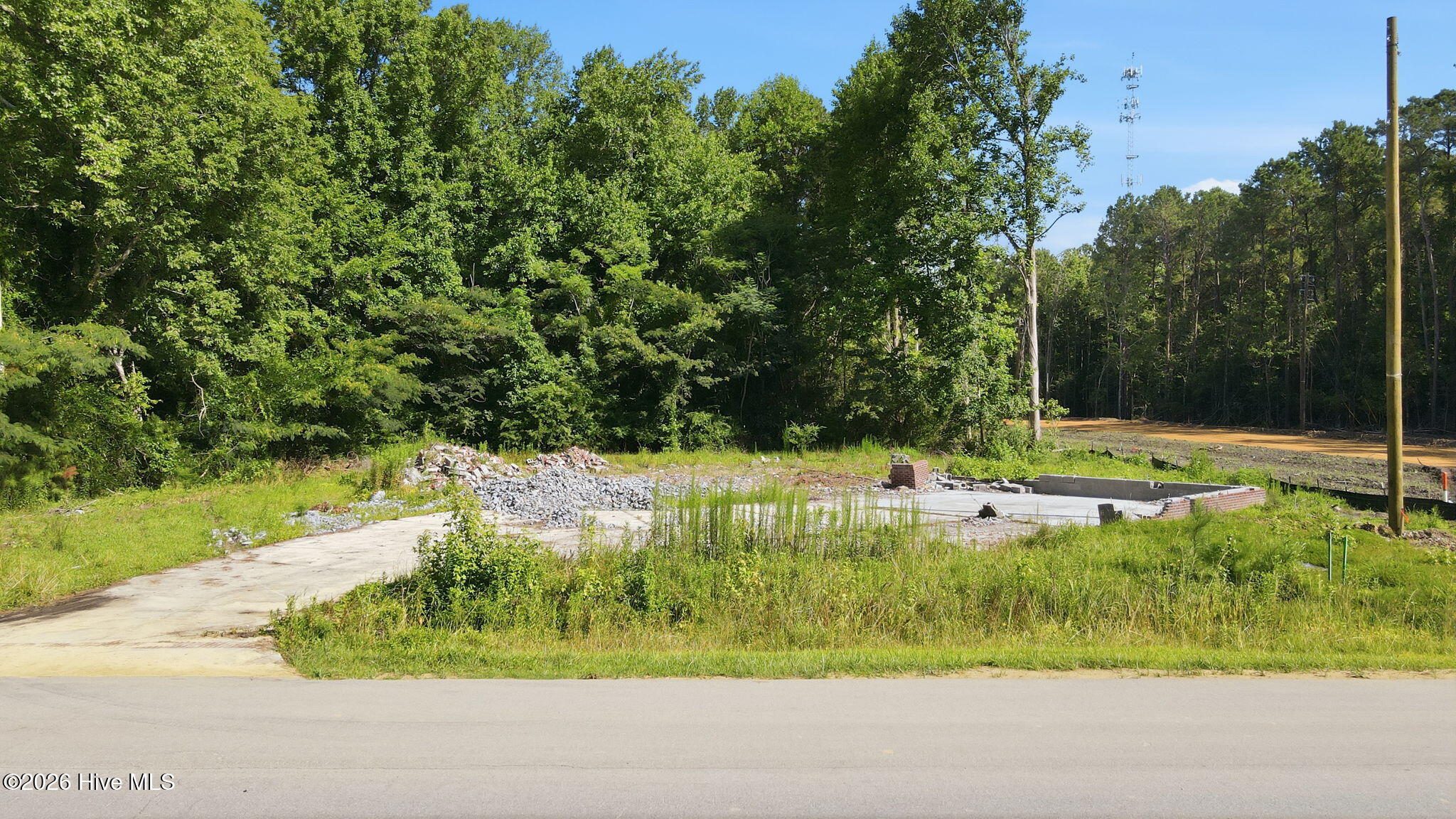 316 E Camp Kiro Road,New Bern
